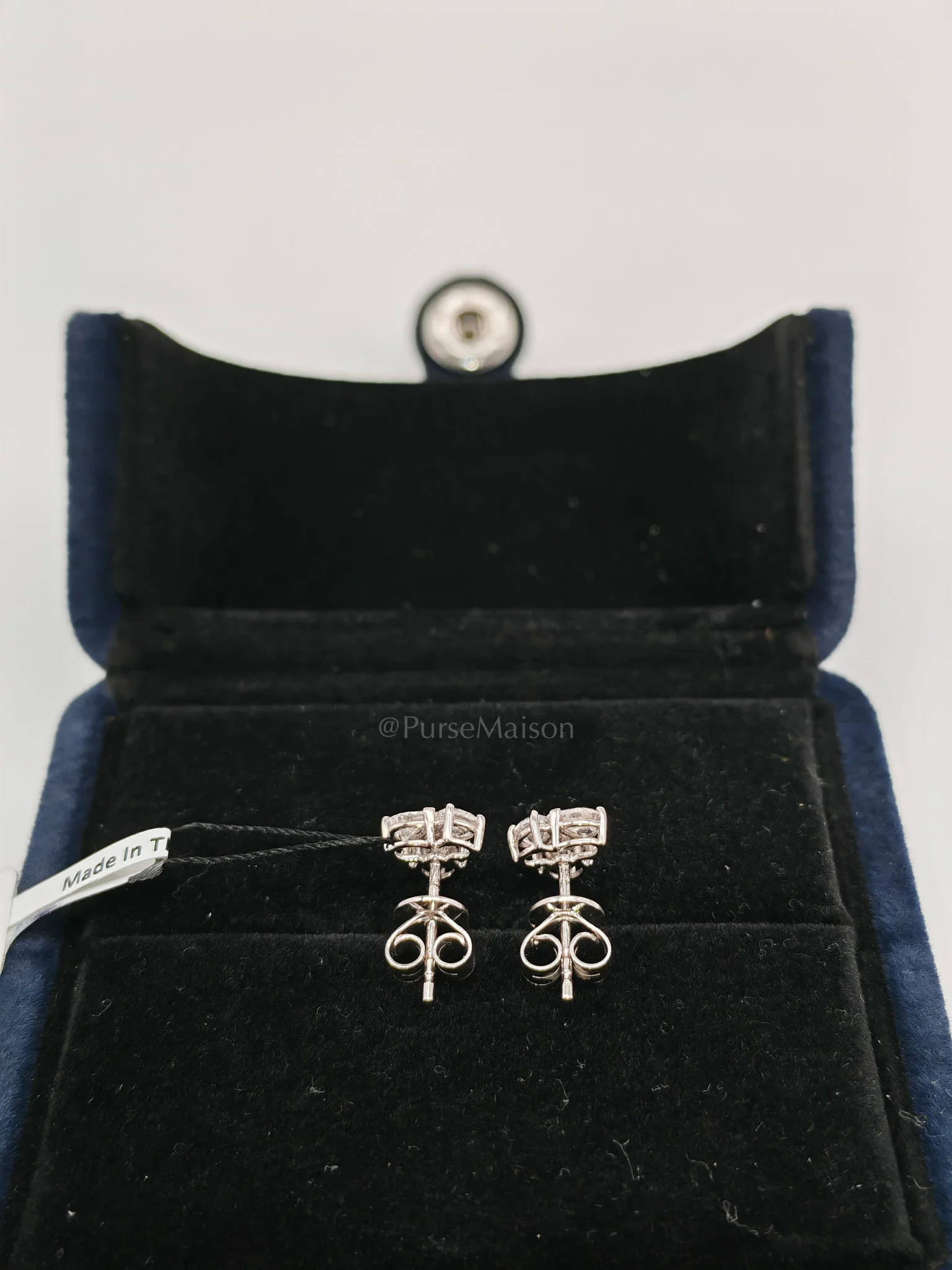 Diamond 18K 1.75gms. 0.92cts VS1 to VVS1 (Clarity) E to H (Color) Natural Diamond White Gold Earrings - Image 3