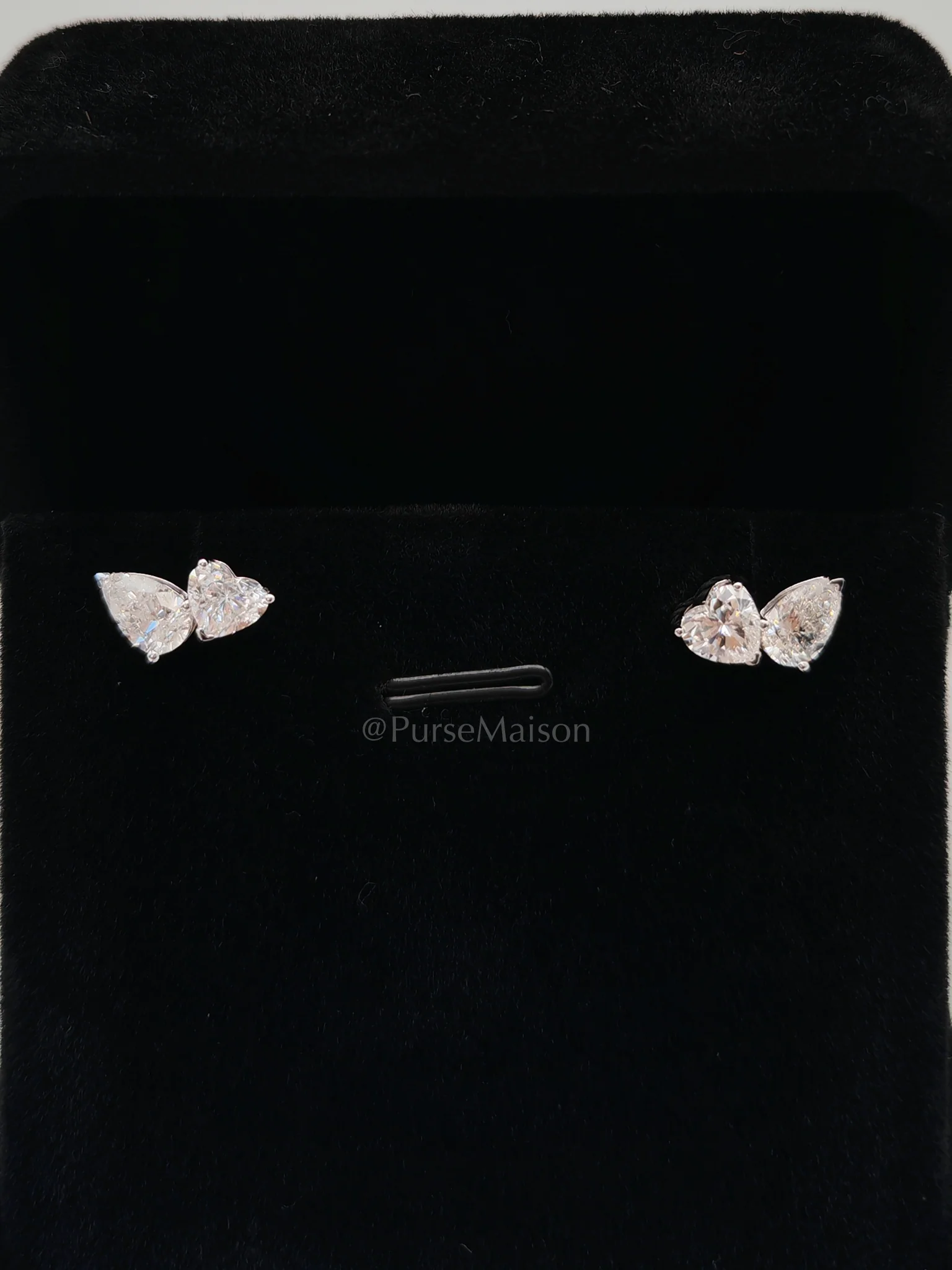 Diamond 18k 1.85gms. 2.08cts. VS1 to VVS1 (Clarity) E to H (Color) Natural Diamond White Gold Earrings - Image 2