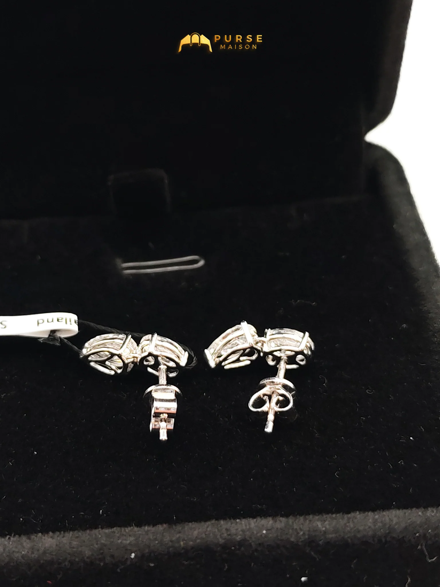 Diamond 18k 1.96gms. 1.96gms 2.03cts. VS1 to VVS1 (Clarity) E to H (Color) Natural Diamond White Gold Earrings - Image 3