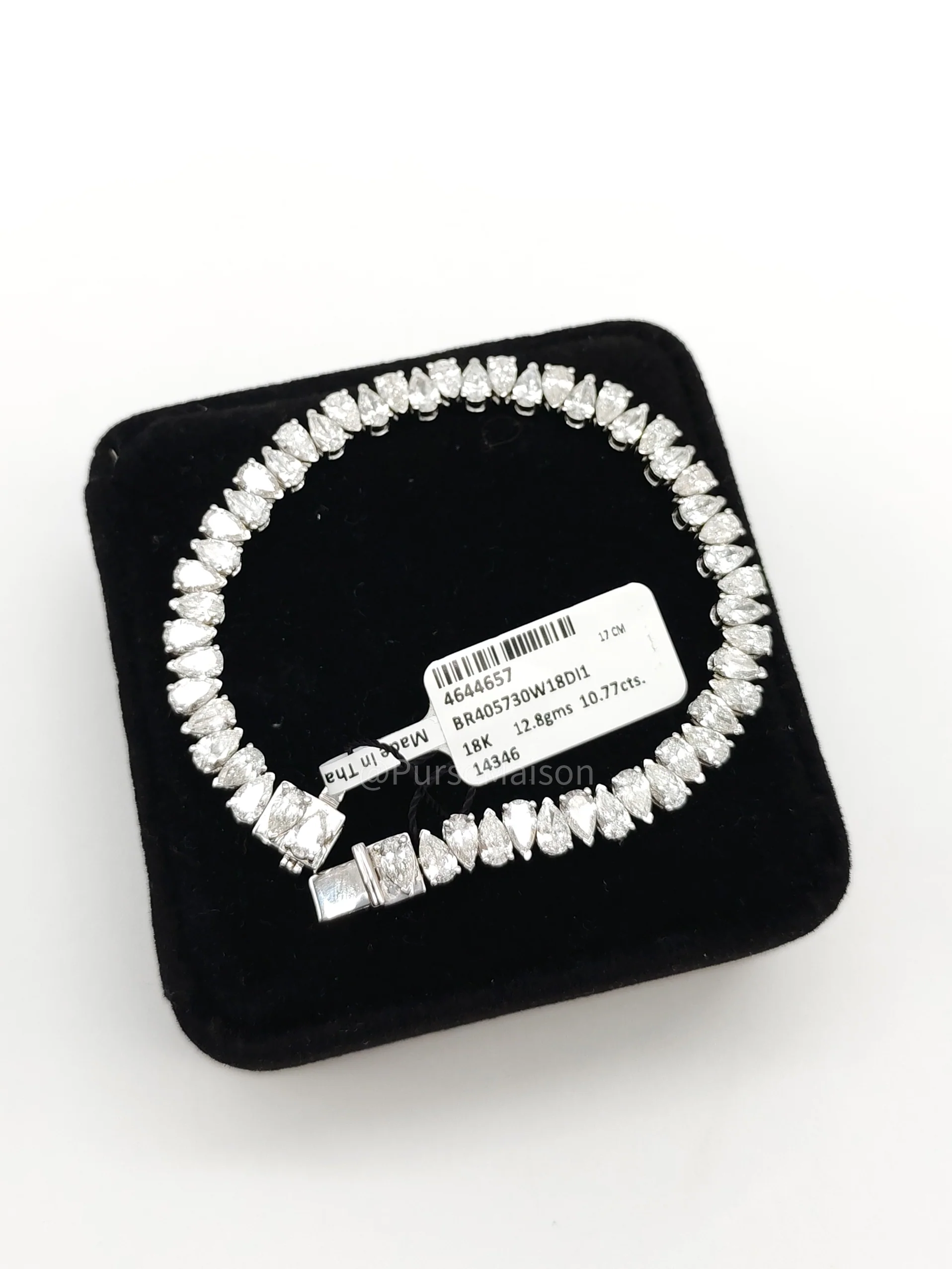 Diamond 18k 12.8gms 10.77cts. VS1 to VVS1 (Clarity) E to H (Color) Natural Diamond White Gold Tennis Bracelet