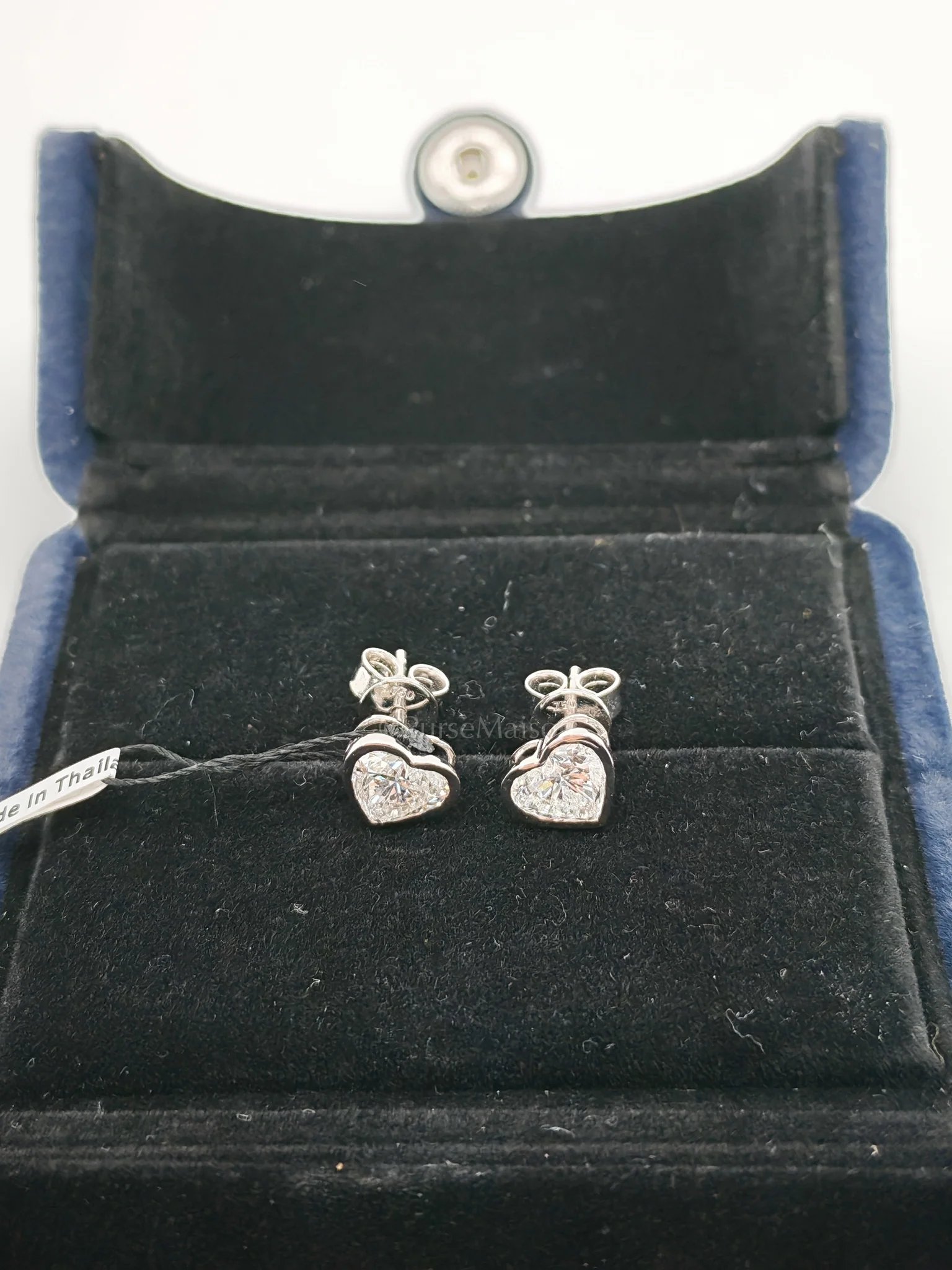 Diamond 18k 2.06gms 2.03cts VS1 to VVS1 (Clarity) E to H (Color) Natural Diamond White Gold Earrings - Image 3