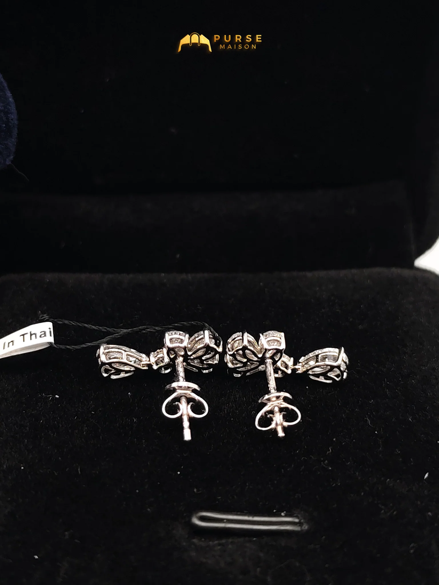 Diamond 18k 2.06gms. 2.06gms. 1.68cts. VS1 to VVS1 (Clarity) E to H (Color) Natural Diamond White Gold Earrings - Image 5