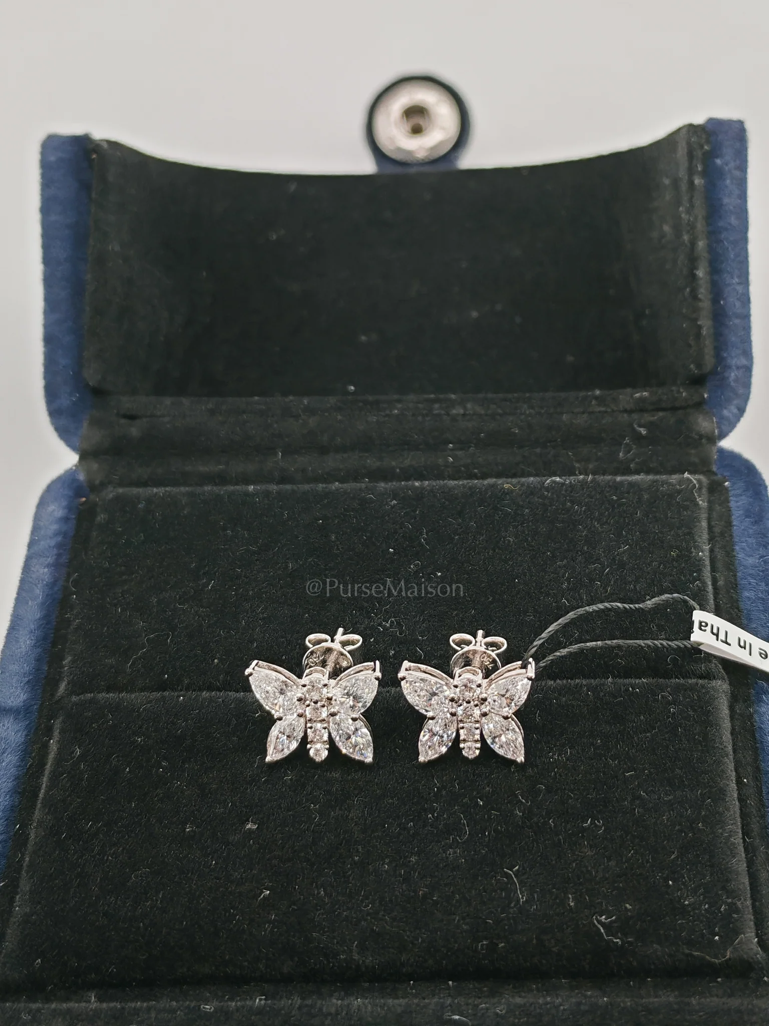Diamond 18k 2.07gms 1.407cts VS1 to VVS1 (Clarity) E to H (Color) Natural Diamond White Gold Earrings - Image 2