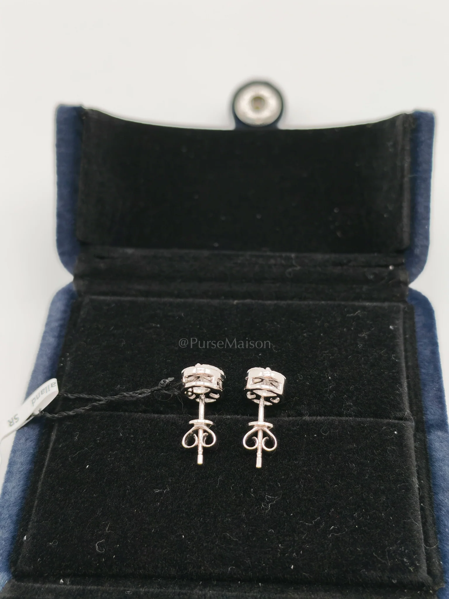 Diamond 18k 2.46gms 1.22cts VS1 to VVS1 (Clarity) E to H (Color) Natural Diamond White Gold Earrings - Image 3