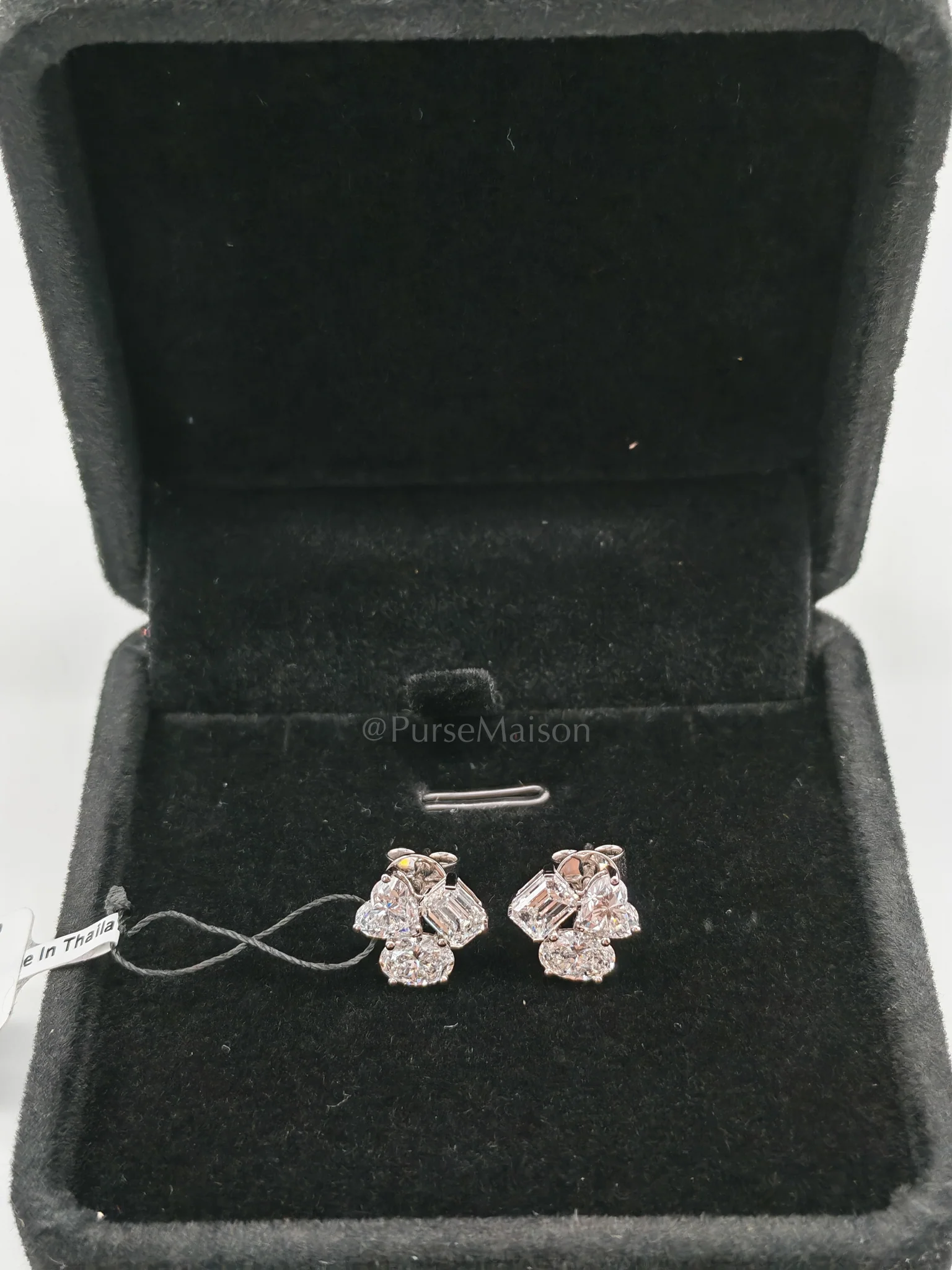 Diamond 18k 2.4gms. 2.86cts. VS1 to VVS1 (Clarity) E to H (Color) Natural Diamond White Gold Earrings - Image 3