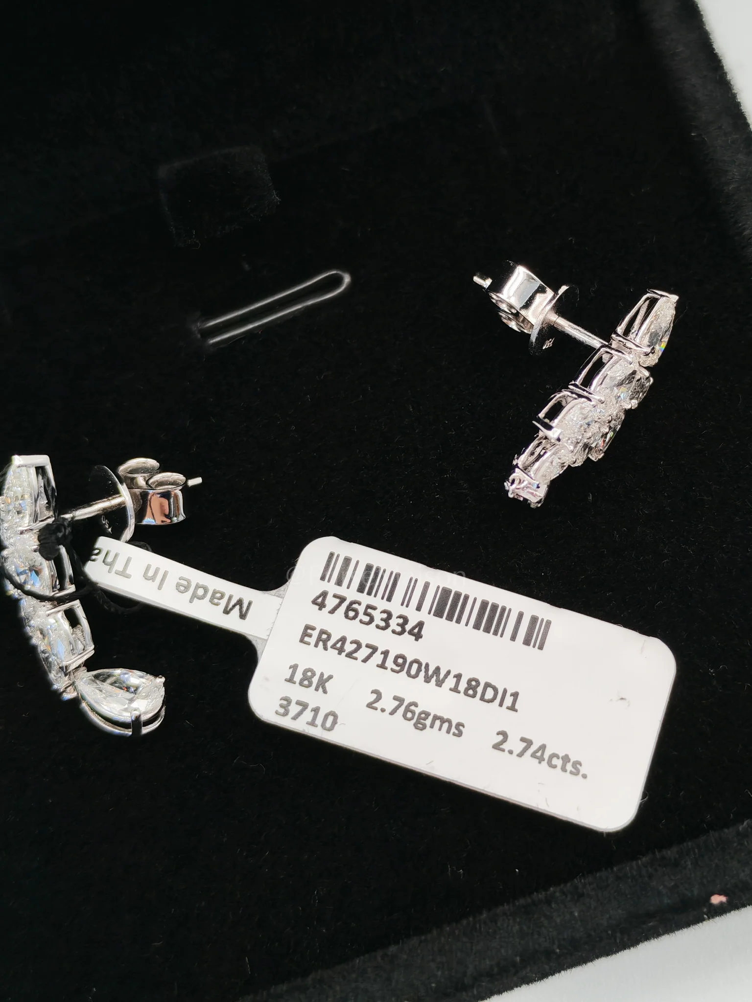 Diamond 18k 2.76gms. 2.76gms 2.74cts VS1 to VVS1 (Clarity) E to H (Color) Natural Diamond White Gold Earrings - Image 6
