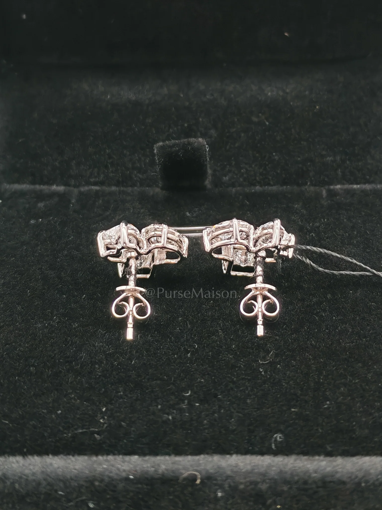 Diamond 18k 2.78gms. 3cts. VS1 to VVS1 (Clarity) E to H (Color) Natural Diamond White Gold Earrings - Image 3