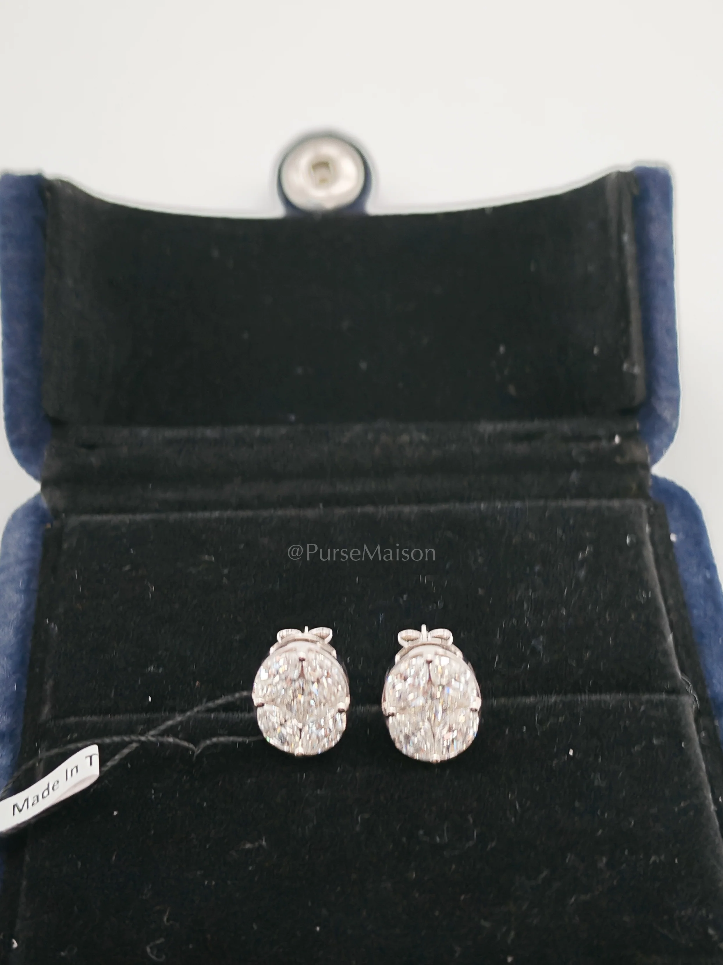 Diamond 18k 2.92gmc 1.823cts VS1 to VVS1 (Clarity) E to H (Color) Natural Diamond White Gold Earrings - Image 3