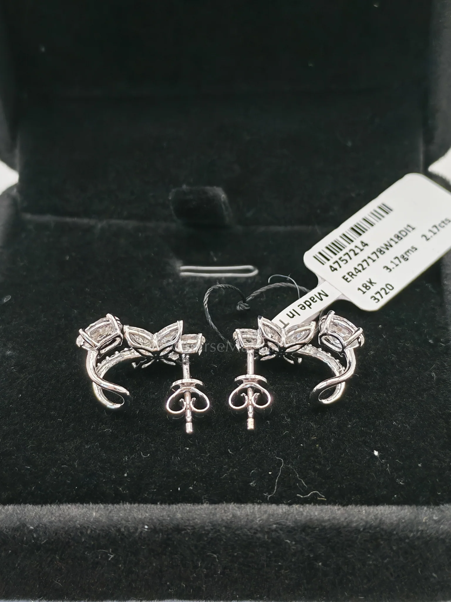 Diamond 18K 3.17gms. 2.17cts. VS1 to VVS1 (Clarity) E to H (Color) Natural Diamond White Gold Earrings - Image 3