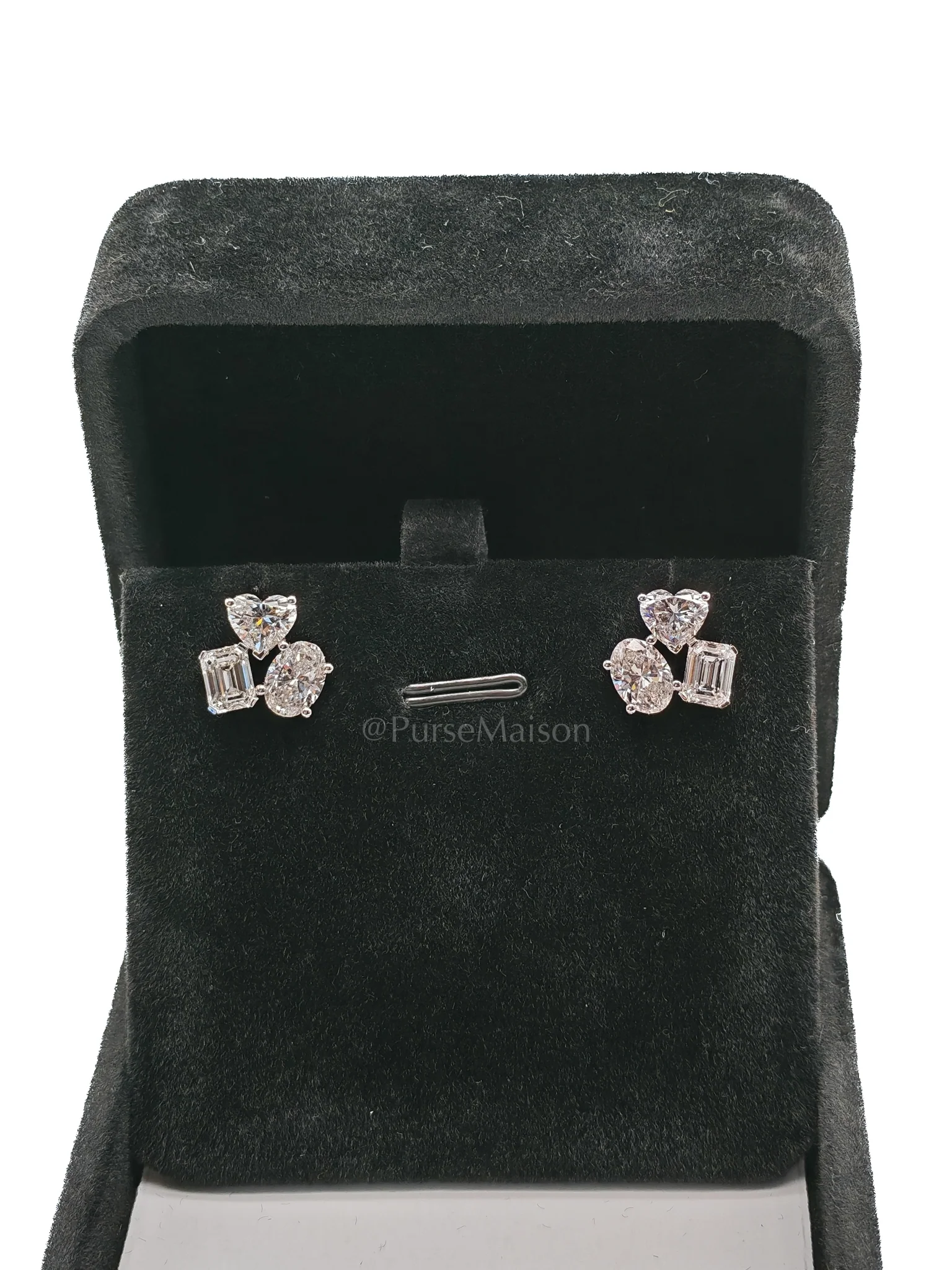 Diamond 18k 3gms 4.41cts. VS1 to VVS1 (Clarity) E to H (Color) Natural Diamond White Gold Earrings