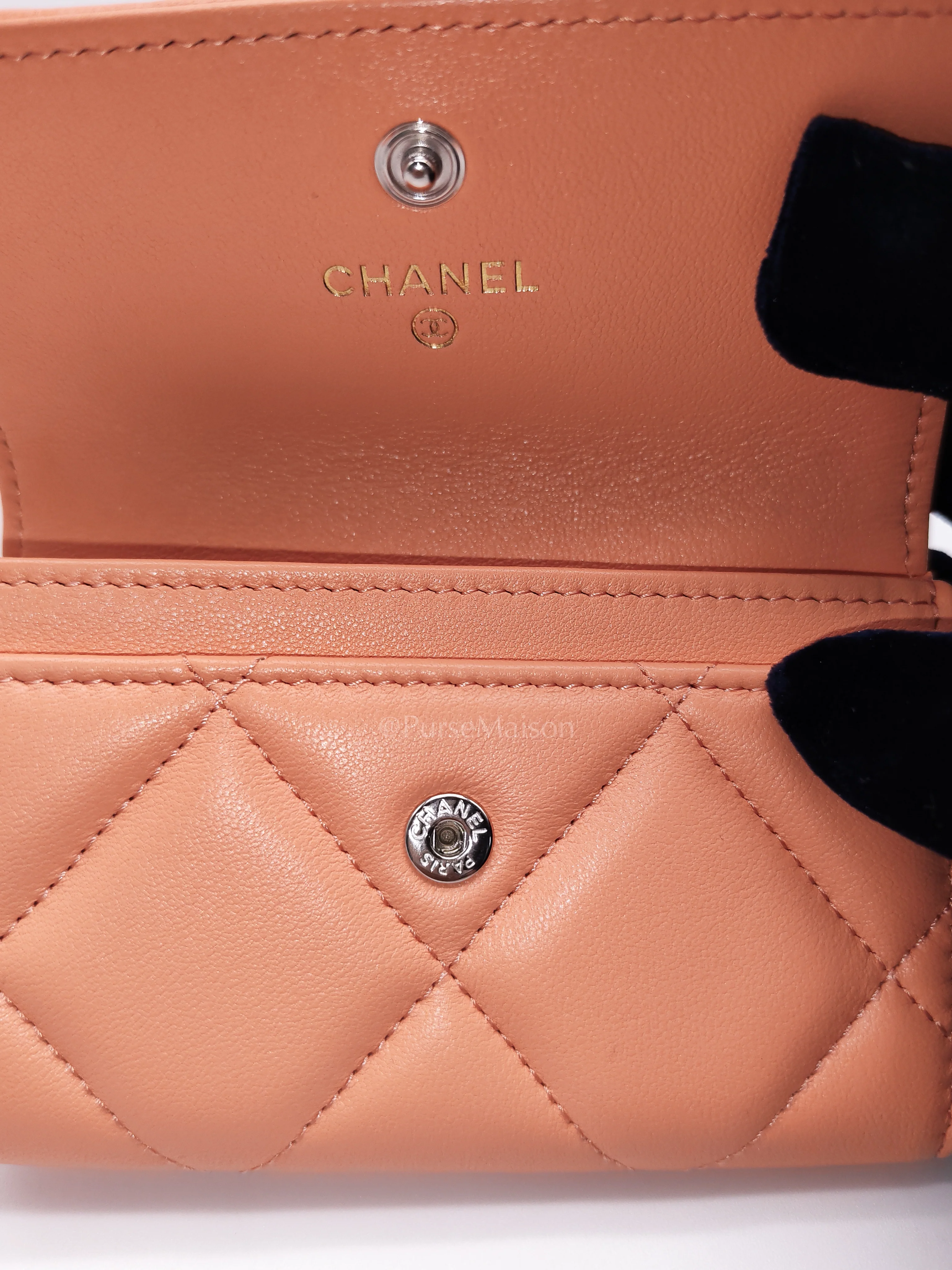 Chanel 19 Flap Cardholder in Peach Lambskin Leather & Palladium Hardware Microchip - Image 12