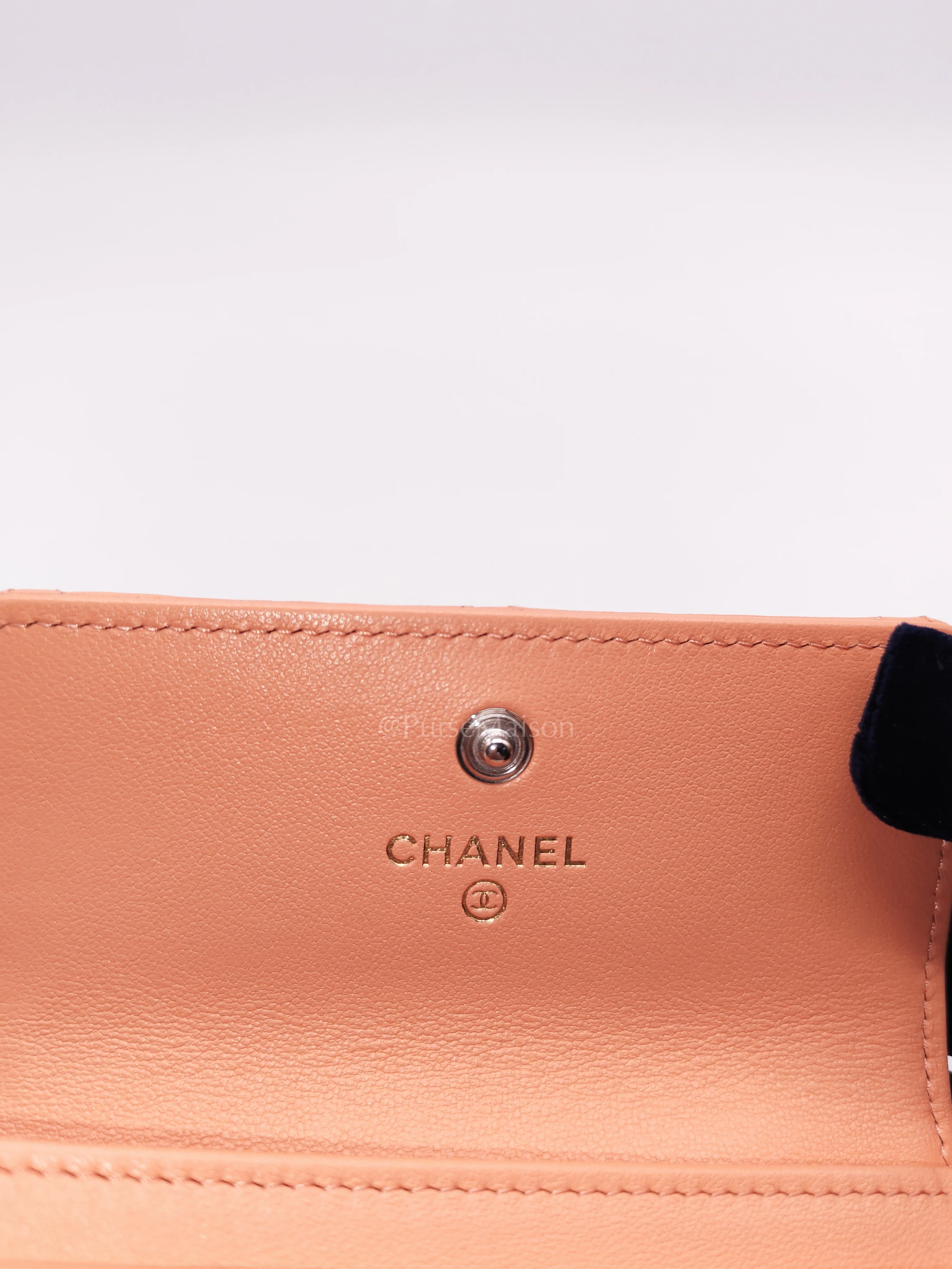 Chanel 19 Flap Cardholder in Peach Lambskin Leather & Palladium Hardware Microchip - Image 13