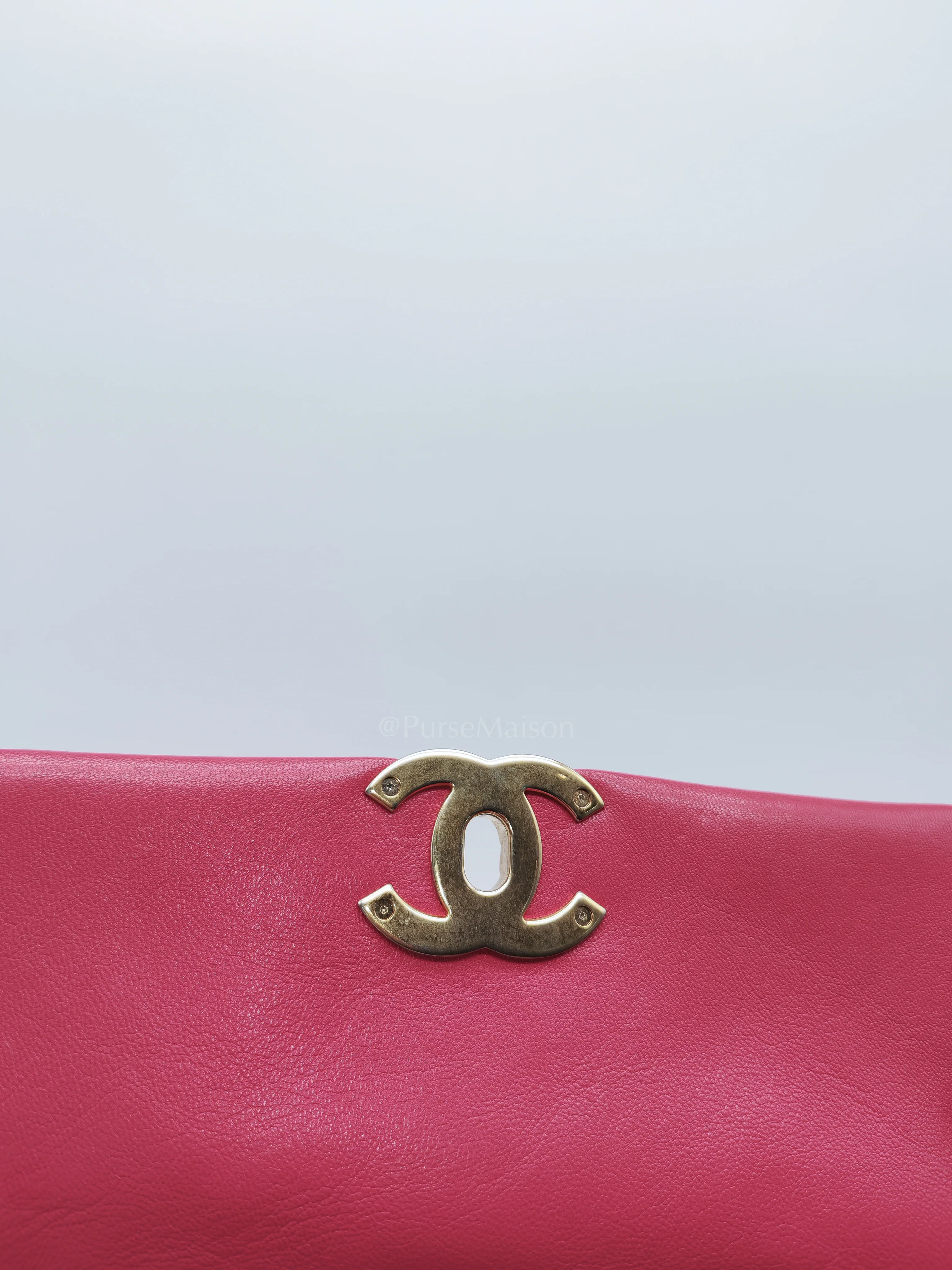 Chanel 19 Small in Dark Pink Quilted Goatskin Leather Mixed Hardware Series 30 - Image 14