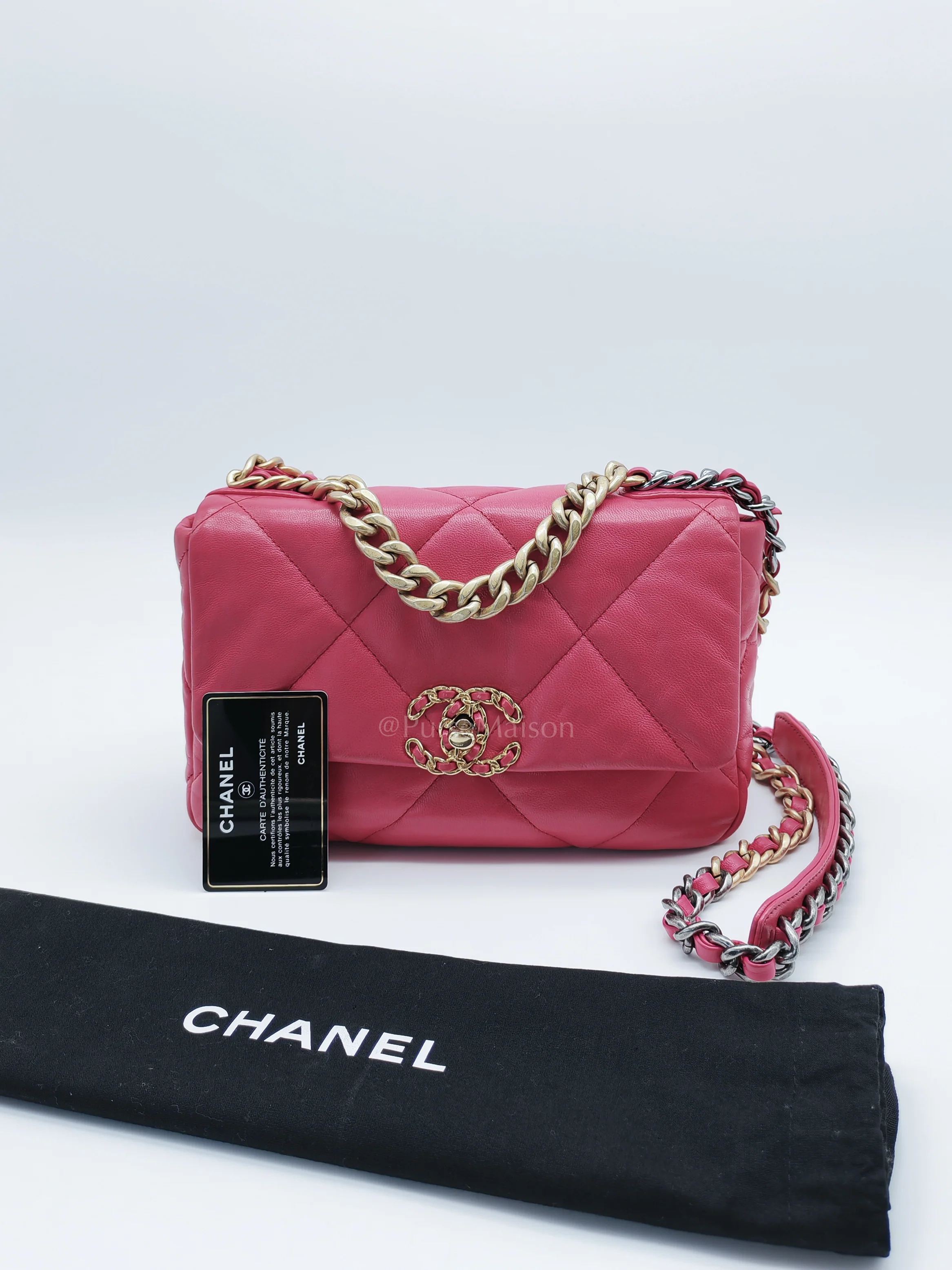 Chanel 19 Small in Dark Pink Quilted Goatskin Leather Mixed Hardware Series 30 - Image 23