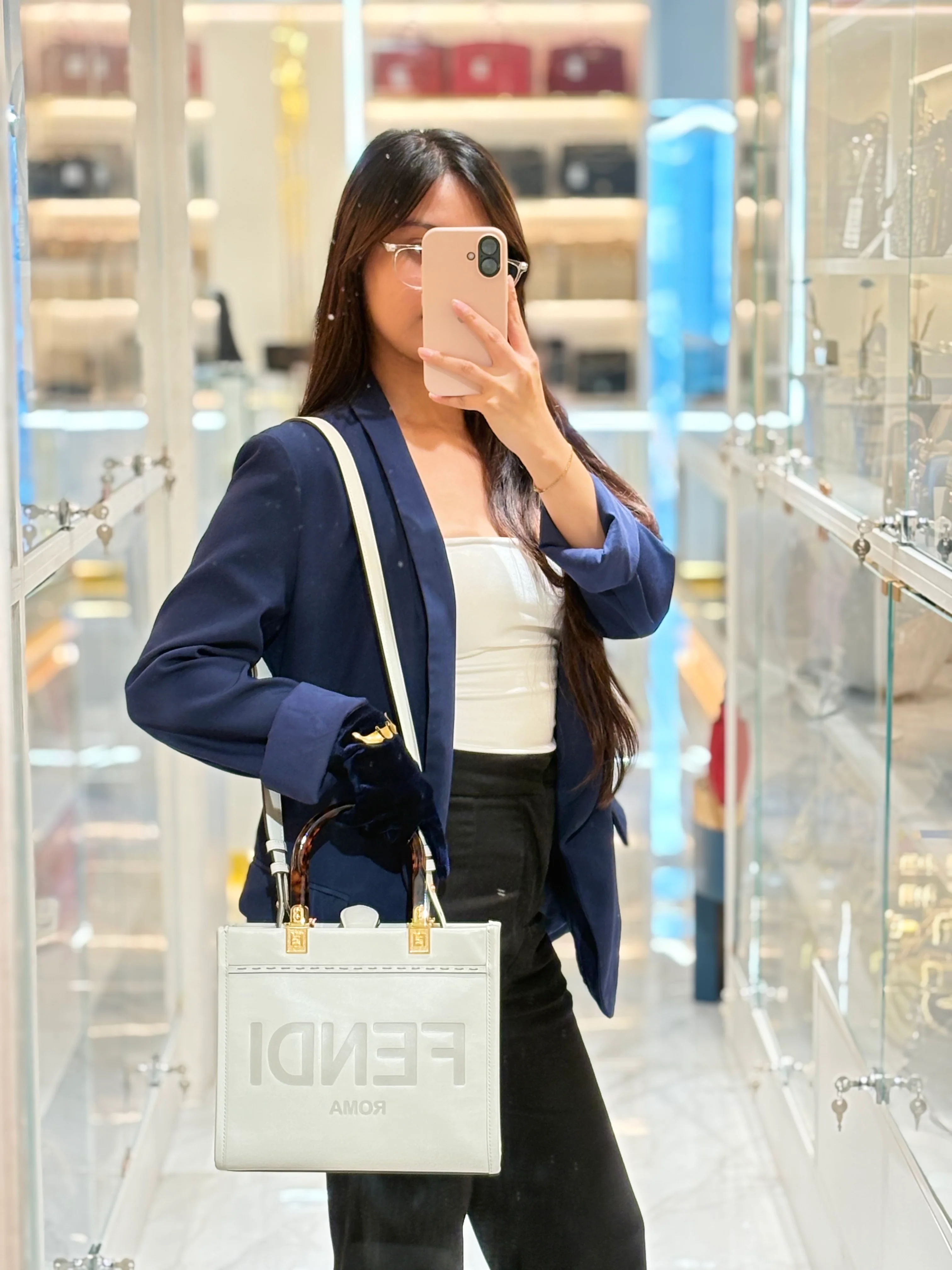 Fendi 2-Way Sunshine Tote Bag Small in White & Tortoiseshell Plexiglass Handle - Image 28