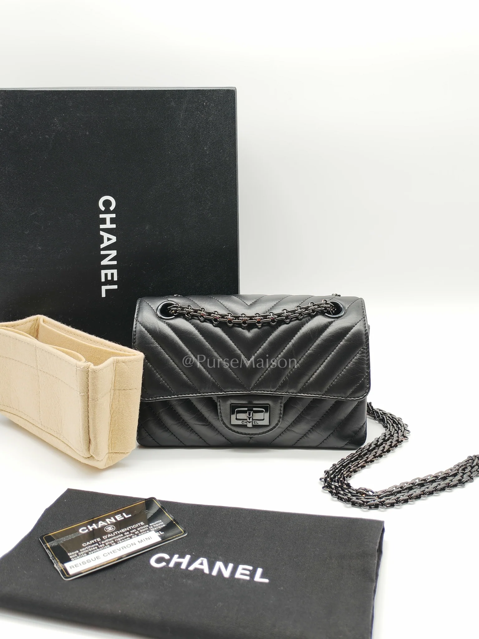 Chanel 20A Mini Reissue Mademoiselle Flap 2.55 in Chevron Aged Calfskin Leather So Black Hardware (Series 30) - Image 27