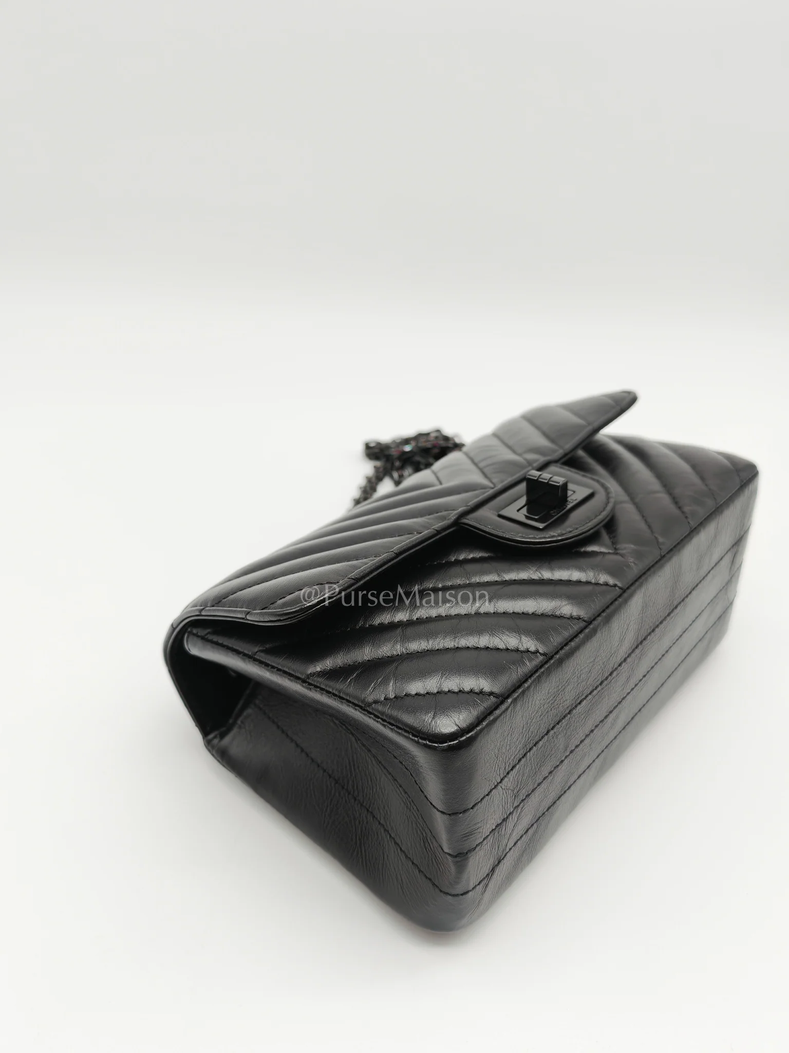 Chanel 20A Mini Reissue Mademoiselle Flap 2.55 in Chevron Aged Calfskin Leather So Black Hardware (Series 30) - Image 8