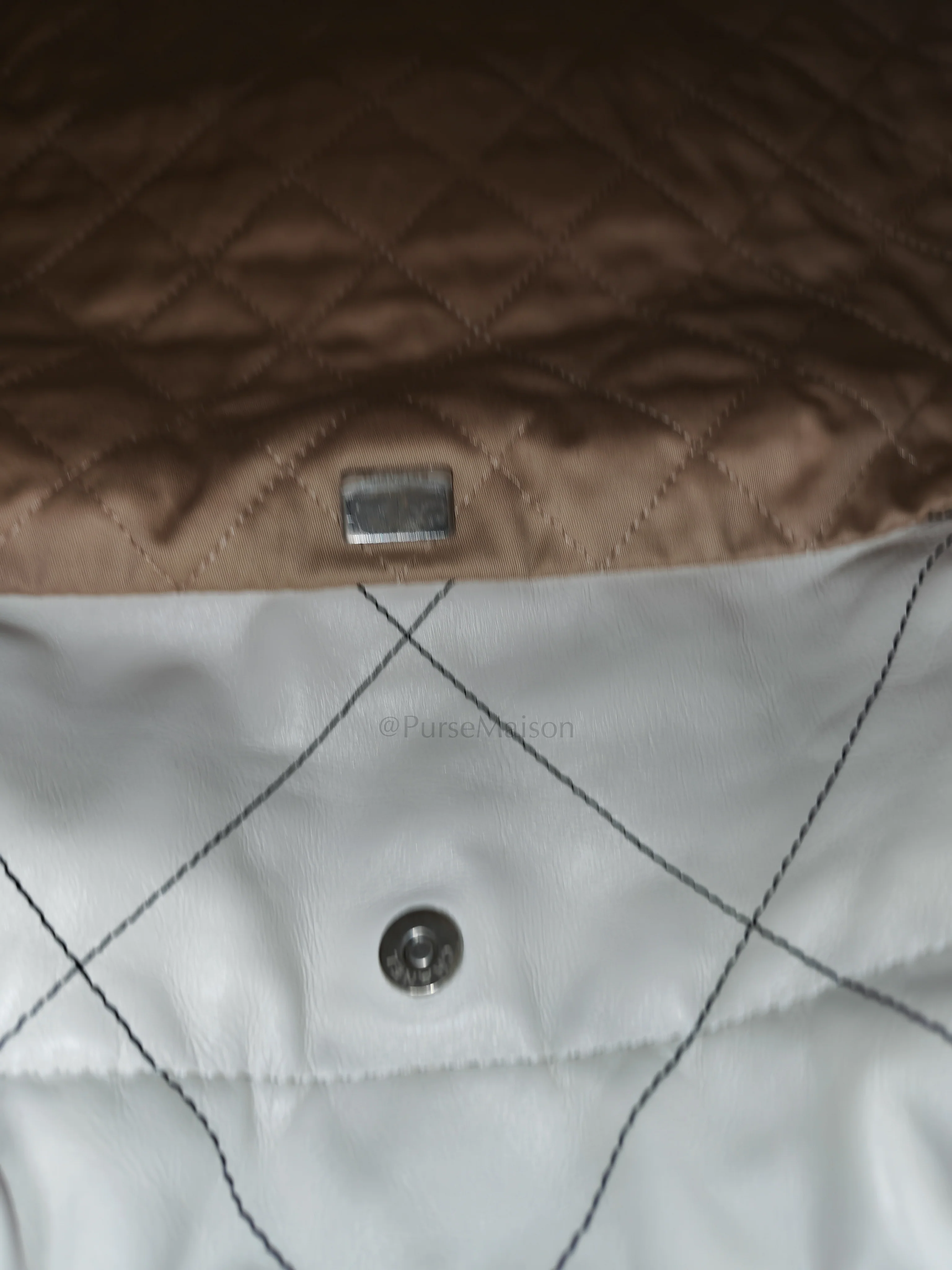 Chanel 22 in White Quilted Calfskin Leather & Silver Hardware Microchip - Image 22