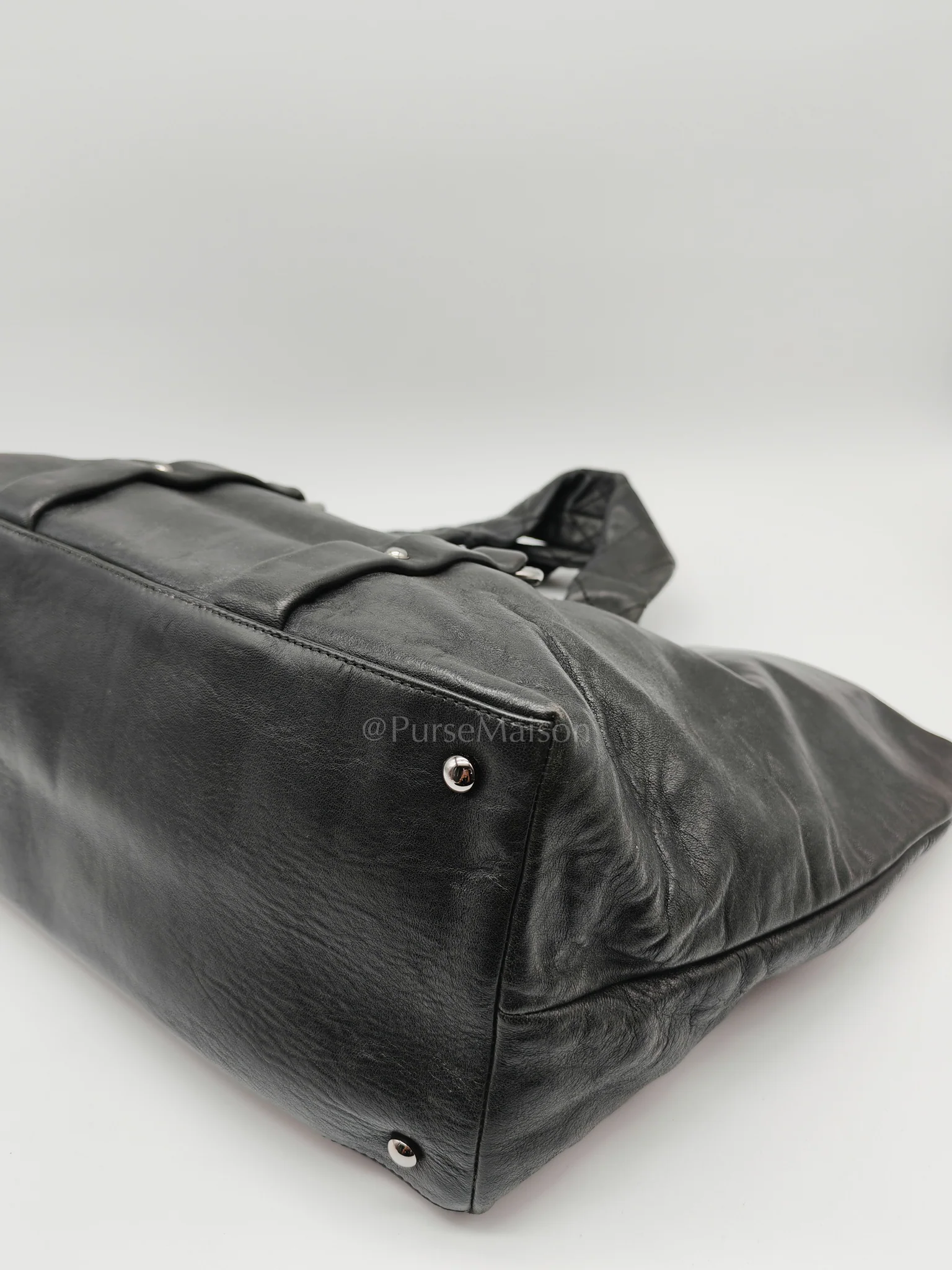 Chanel 8 Knots Reissue Tote Bag Black in Lambskin Leather Silver Hardware (Series 11) - Image 11
