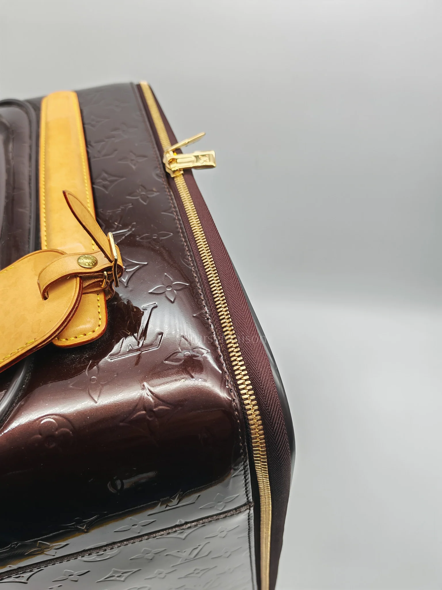 Louis Vuitton Amarante Monogram Vernis Pegase 45 Burgundy Patent Luggage (Date Code: MB4151) - Image 32