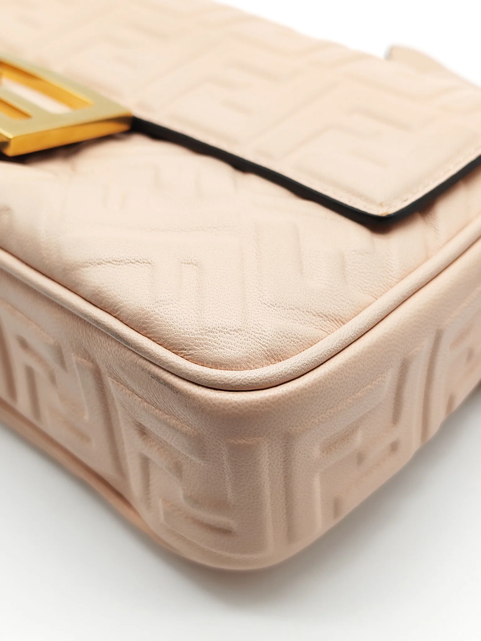 Fendi Baguette Chain Midi Bag in Light Rose Nappa FF Embossed Leather & Gold Hardware - Image 8