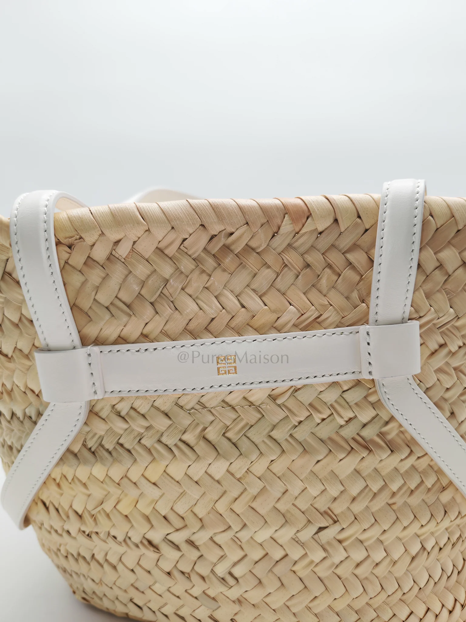 Givenchy Raffia Voyou in White Leather Strap Basket Bag - Image 12