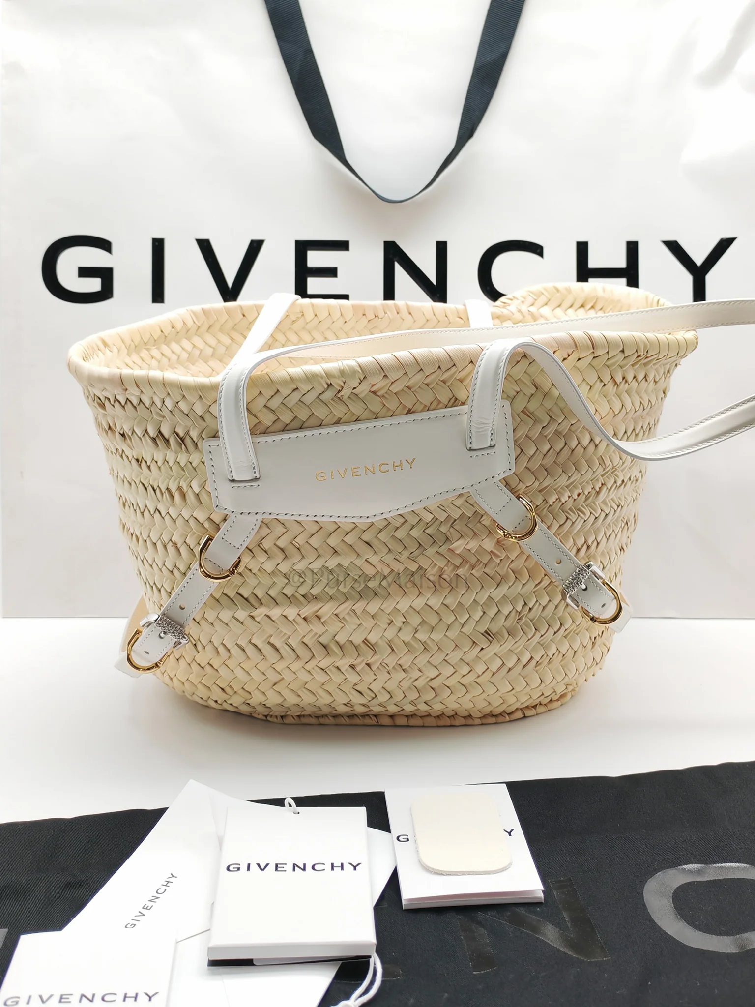 Givenchy Raffia Voyou in White Leather Strap Basket Bag - Image 23