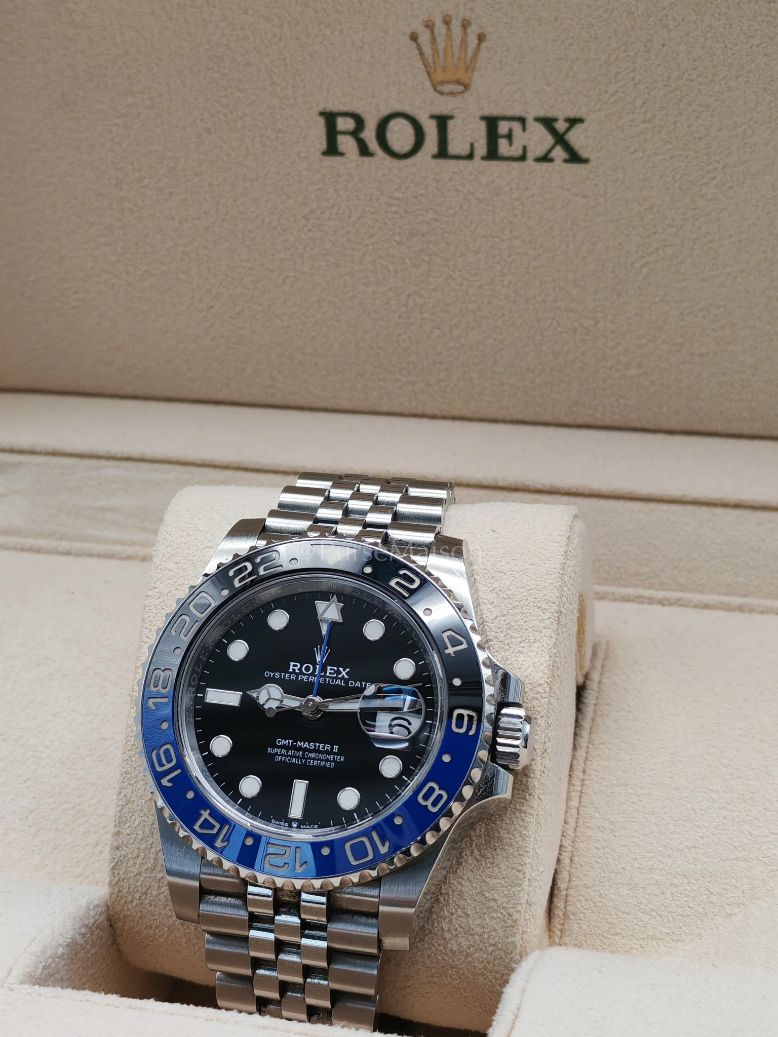 Rolex "Bat Girl" GMT-Master II Oyster Perpetual Date Jubilee Silver Stainless Steel Strap Year 2022 (Reference Number: 126710BLNR) - Image 4