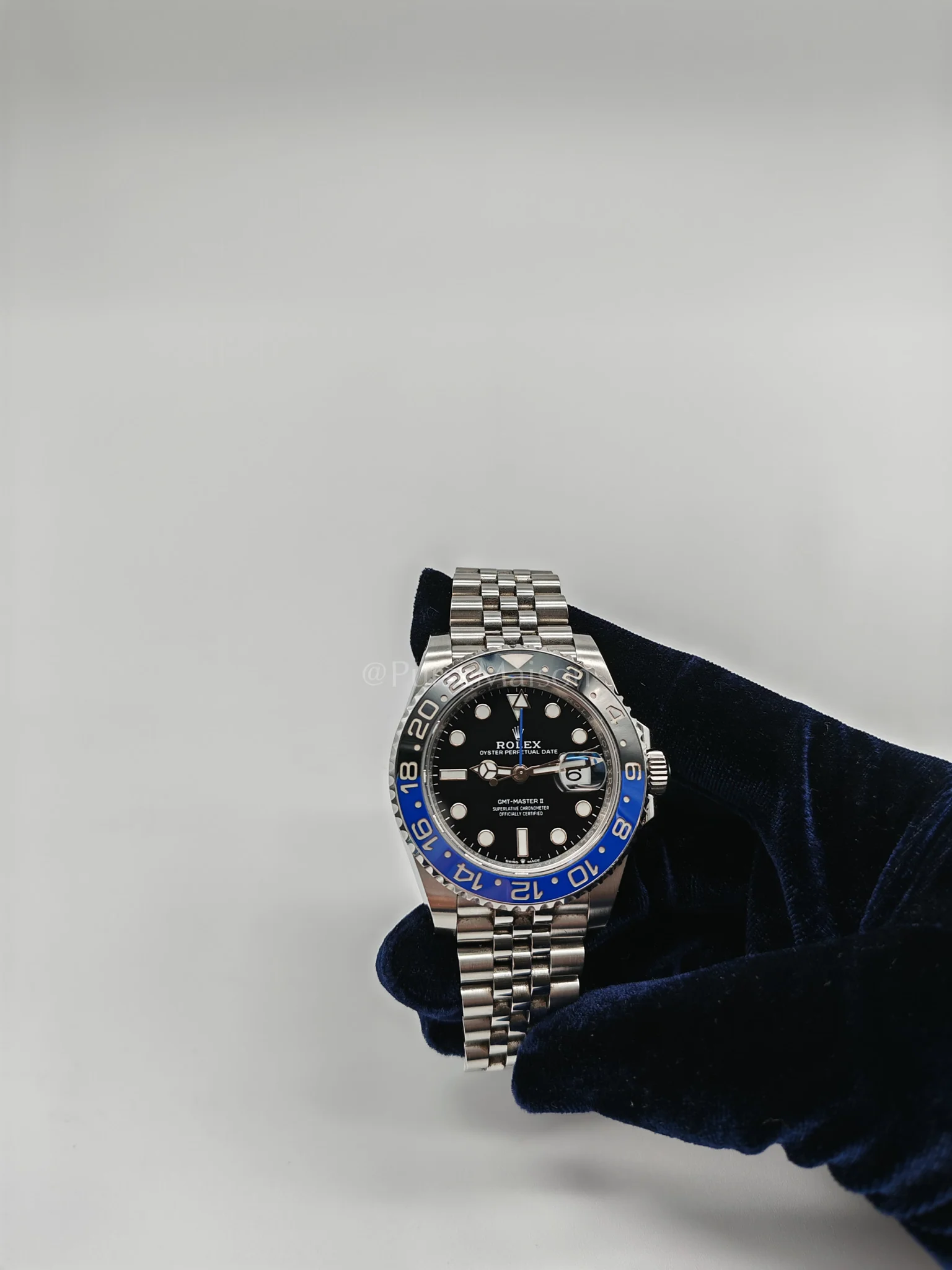 Rolex "Bat Girl" GMT-Master II Oyster Perpetual Date Jubilee Silver Stainless Steel Strap Year 2022 (Reference Number: 126710BLNR) - Image 7