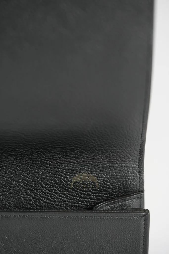 Yves Saint Laurent Belle De Jour Clutch Bag in Black Calfskin Leather - Image 36
