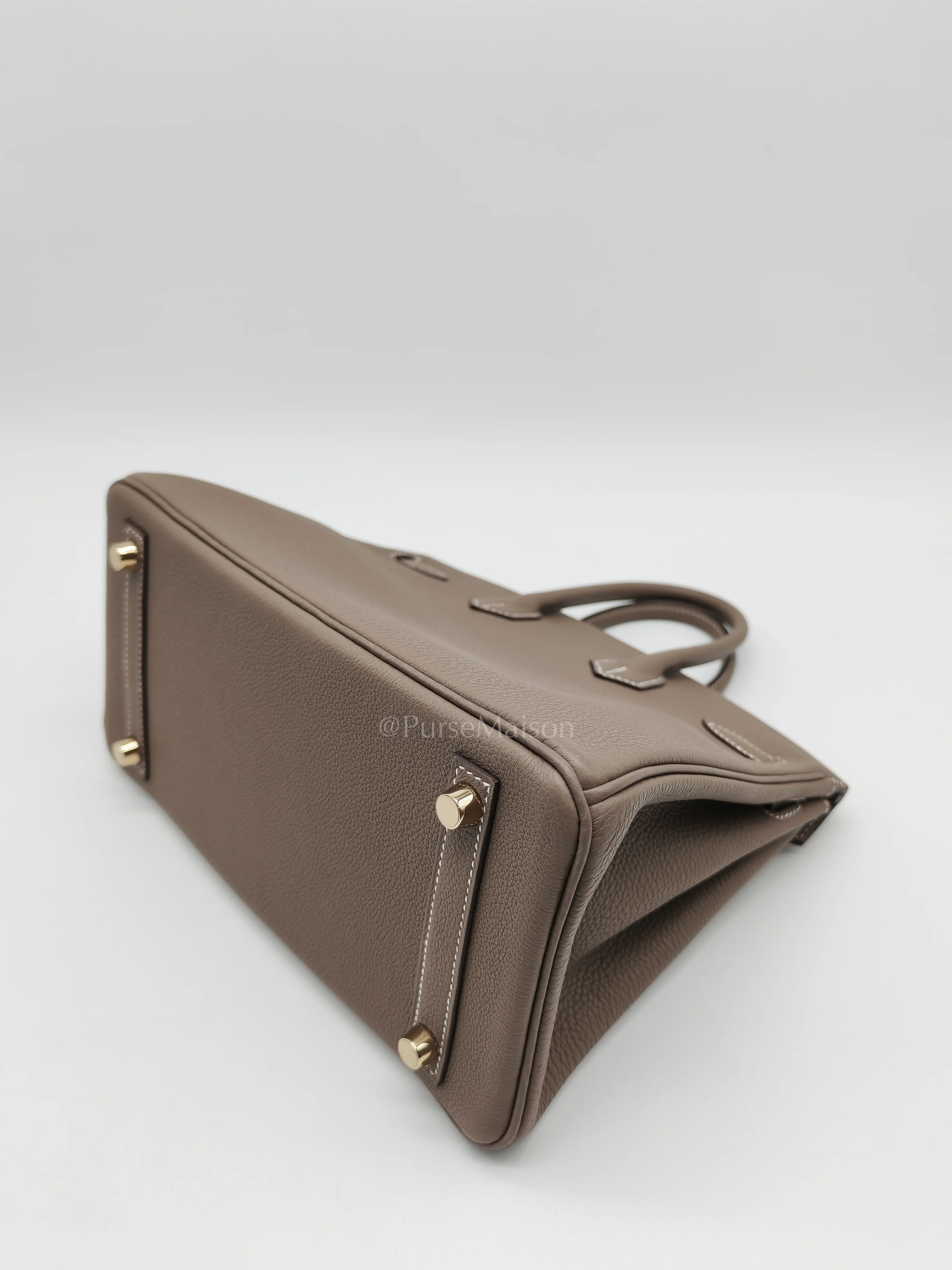 Hermes Birkin 25 Retourne in Etoupe Togo Leather and Gold Hardware Stamp W (2024) - Image 11