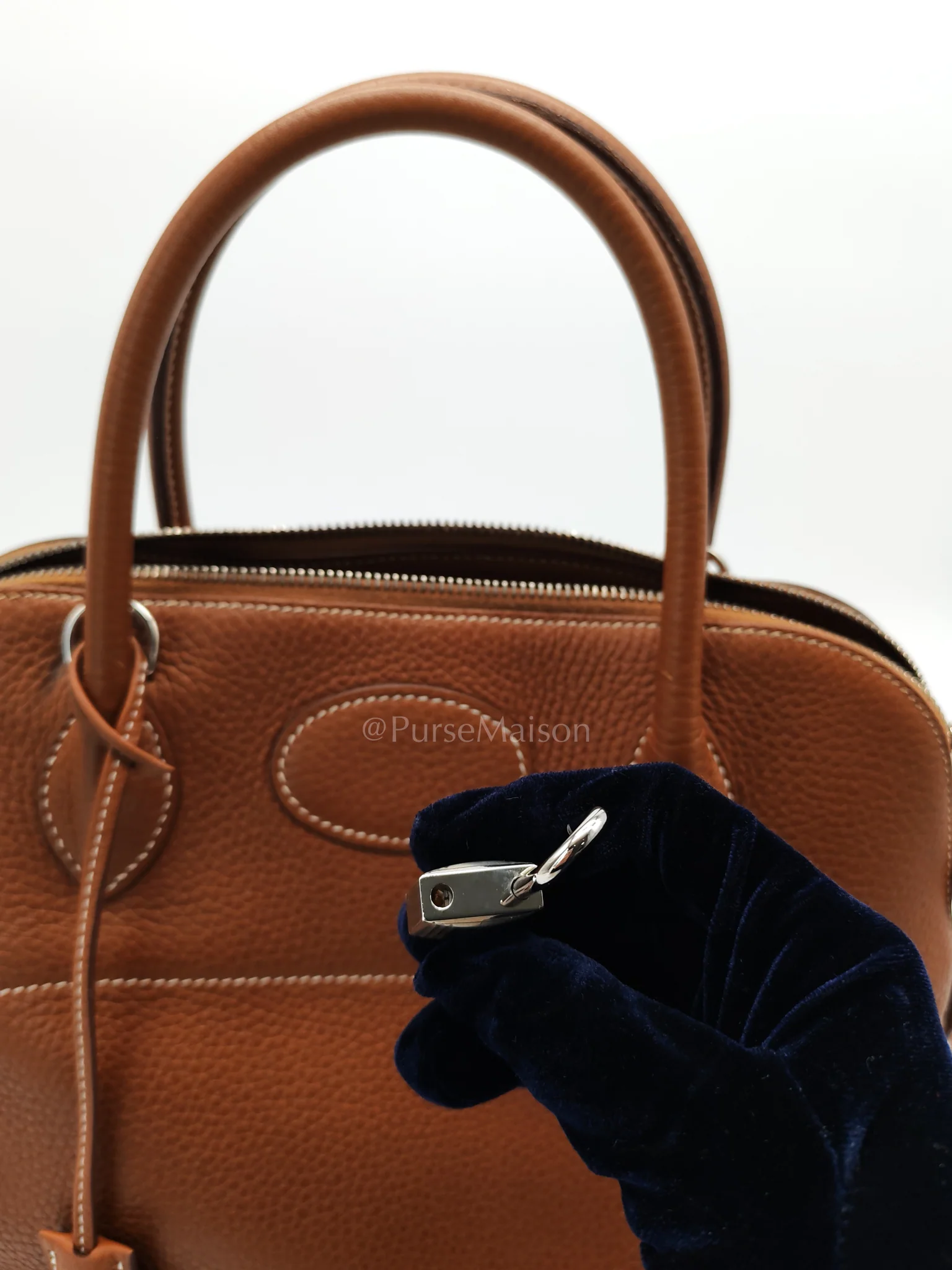 Hermes Bolide 31 Gold Taurillon Clemence Leather in Palladium Hardware Stamp C(2018) - Image 33