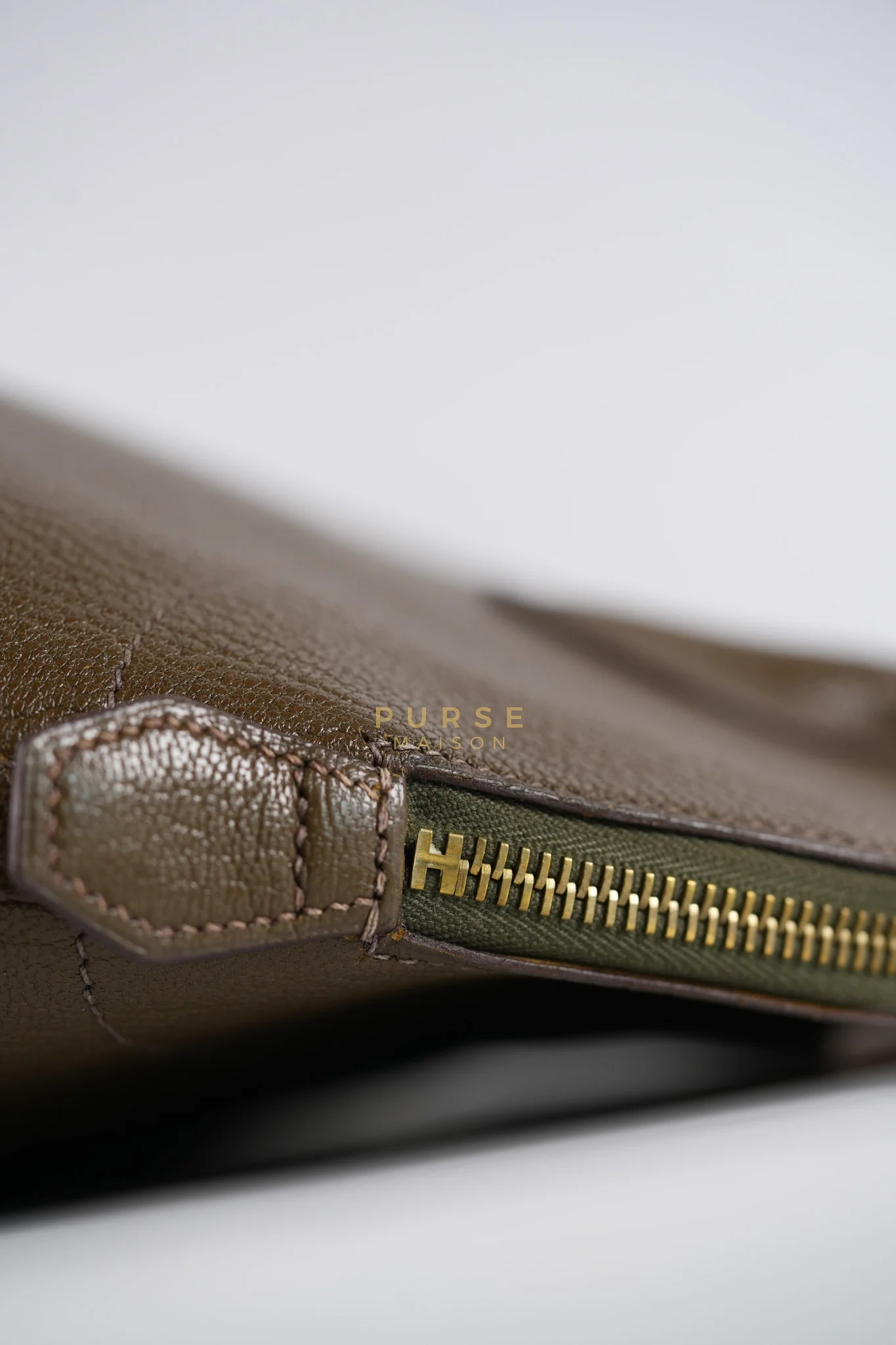 Hermes Bolide 35 in Dark Toupe Chèvre Mysore Leather Gold Hardware Stamp F Square(2002) - Image 34