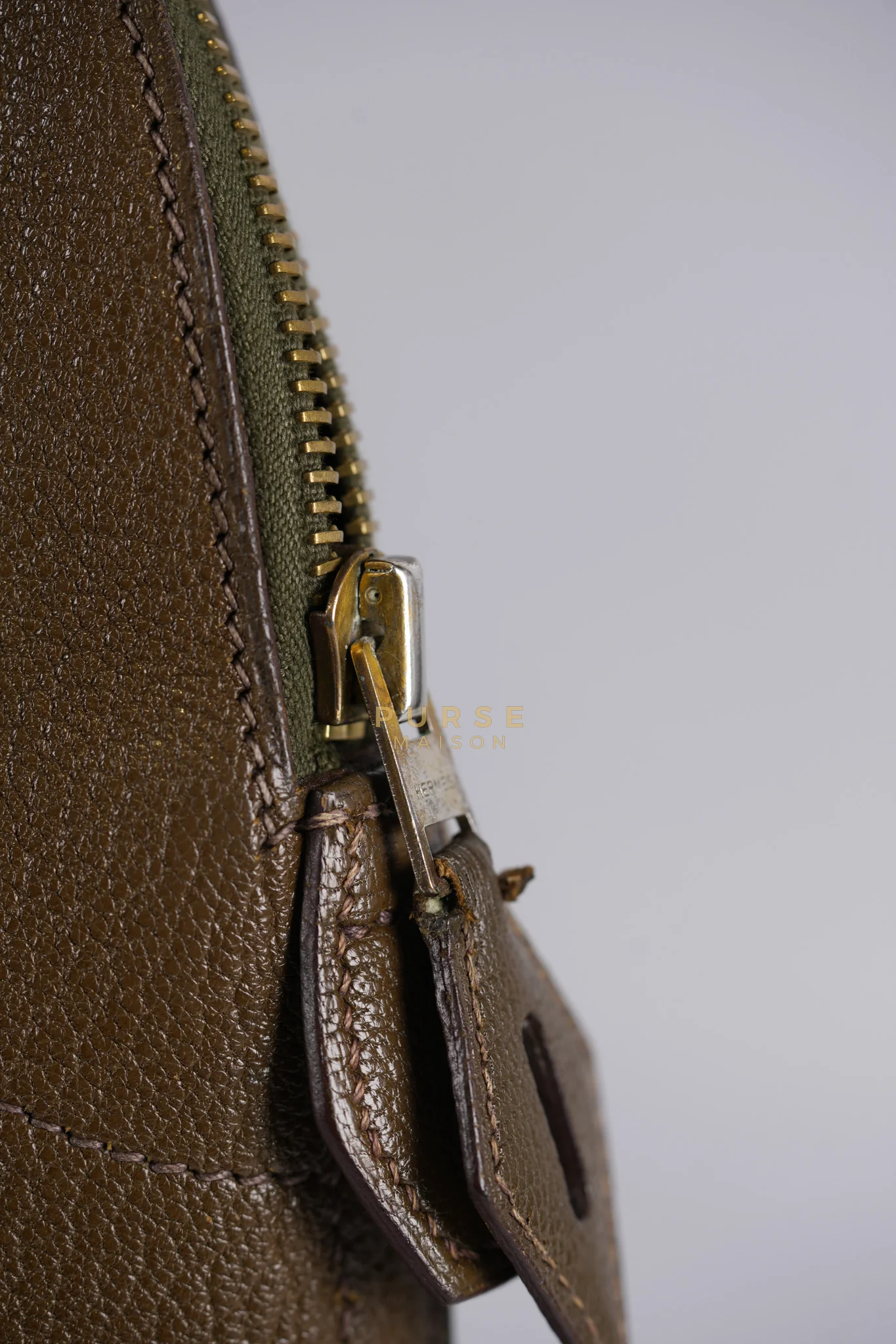 Hermes Bolide 35 in Dark Toupe Chèvre Mysore Leather Gold Hardware Stamp F Square(2002) - Image 36