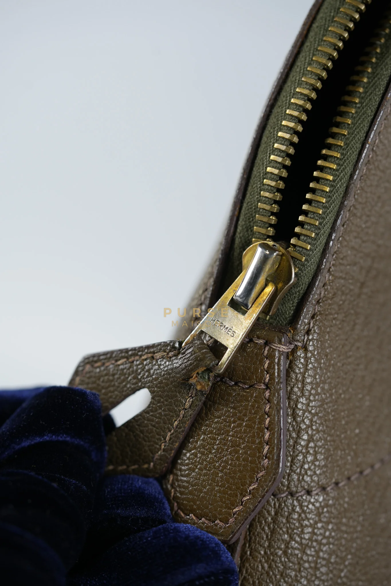 Hermes Bolide 35 in Dark Toupe Chèvre Mysore Leather Gold Hardware Stamp F Square(2002) - Image 38