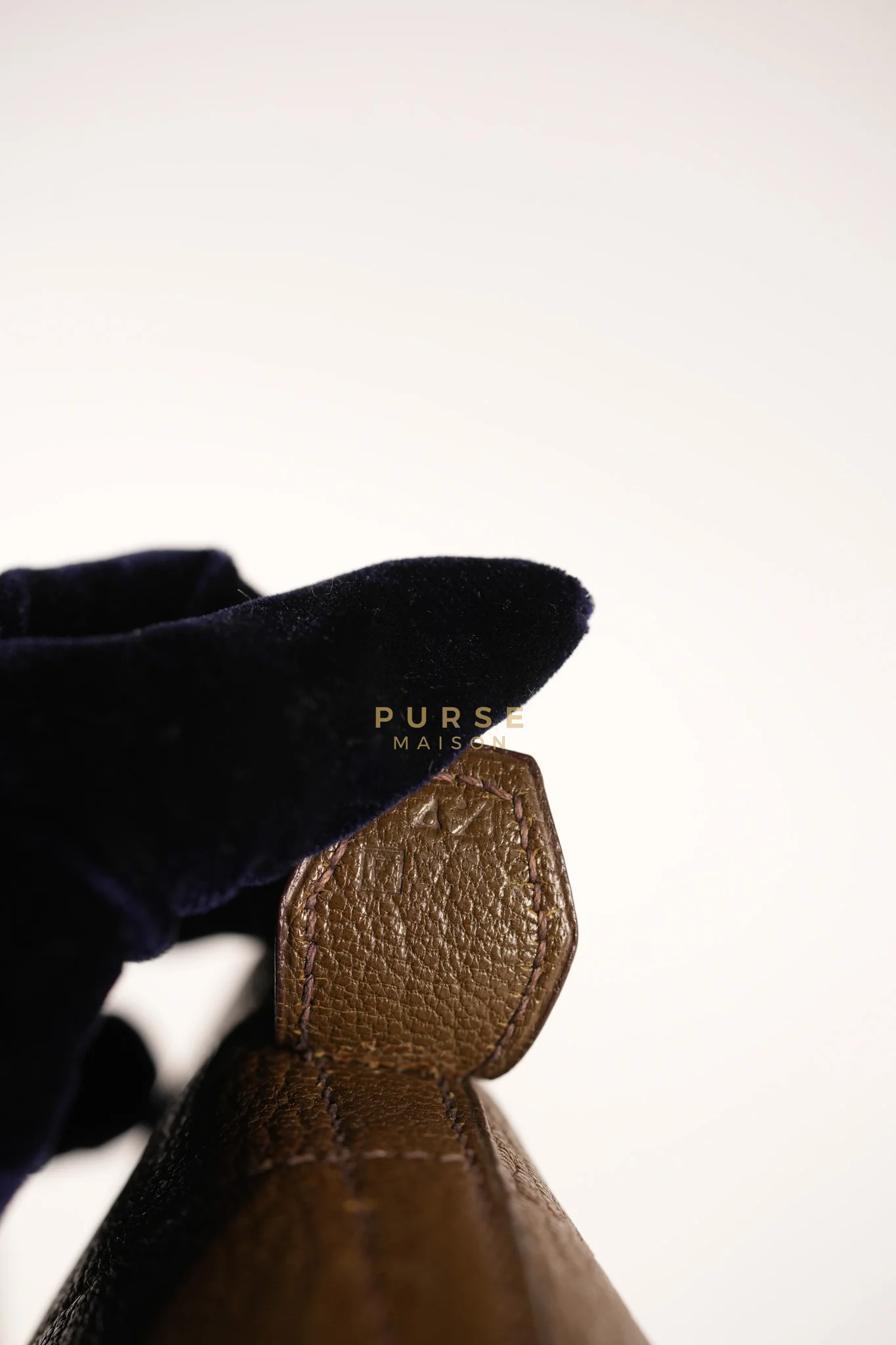 Hermes Bolide 35 in Dark Toupe Chèvre Mysore Leather Gold Hardware Stamp F Square(2002) - Image 53