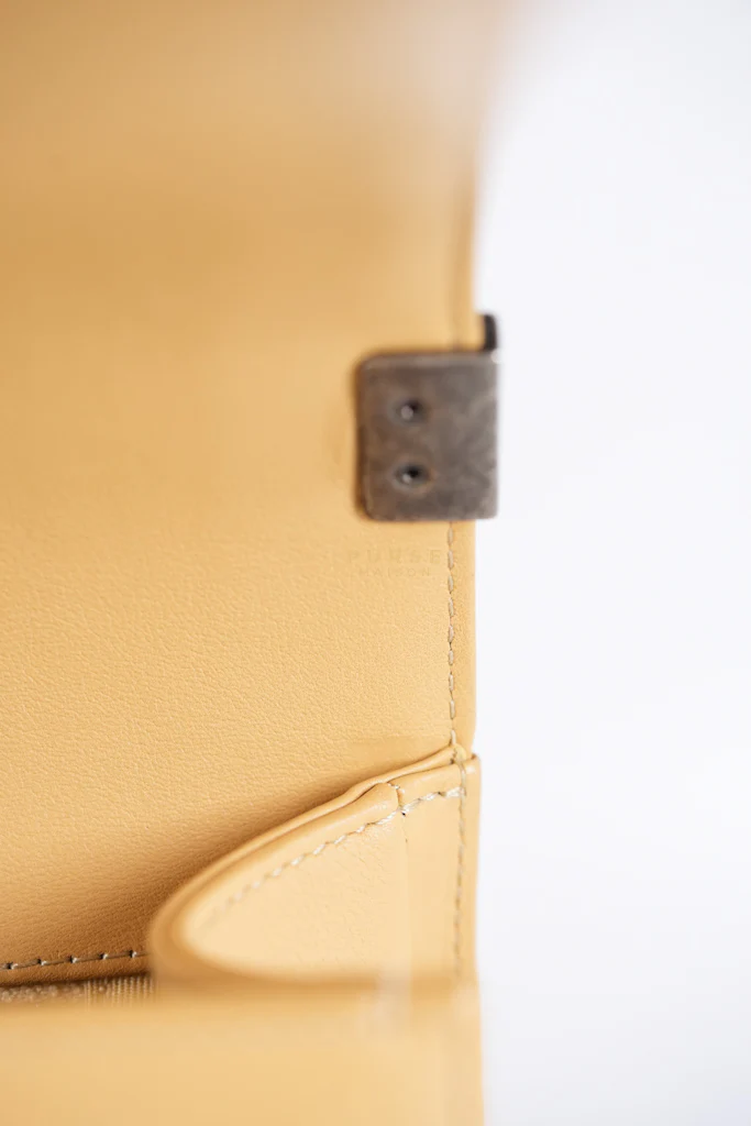 Chanel Boy Chevron Beige in Calfskin Leather and Ruthenium Hardware Series 22 - Image 18