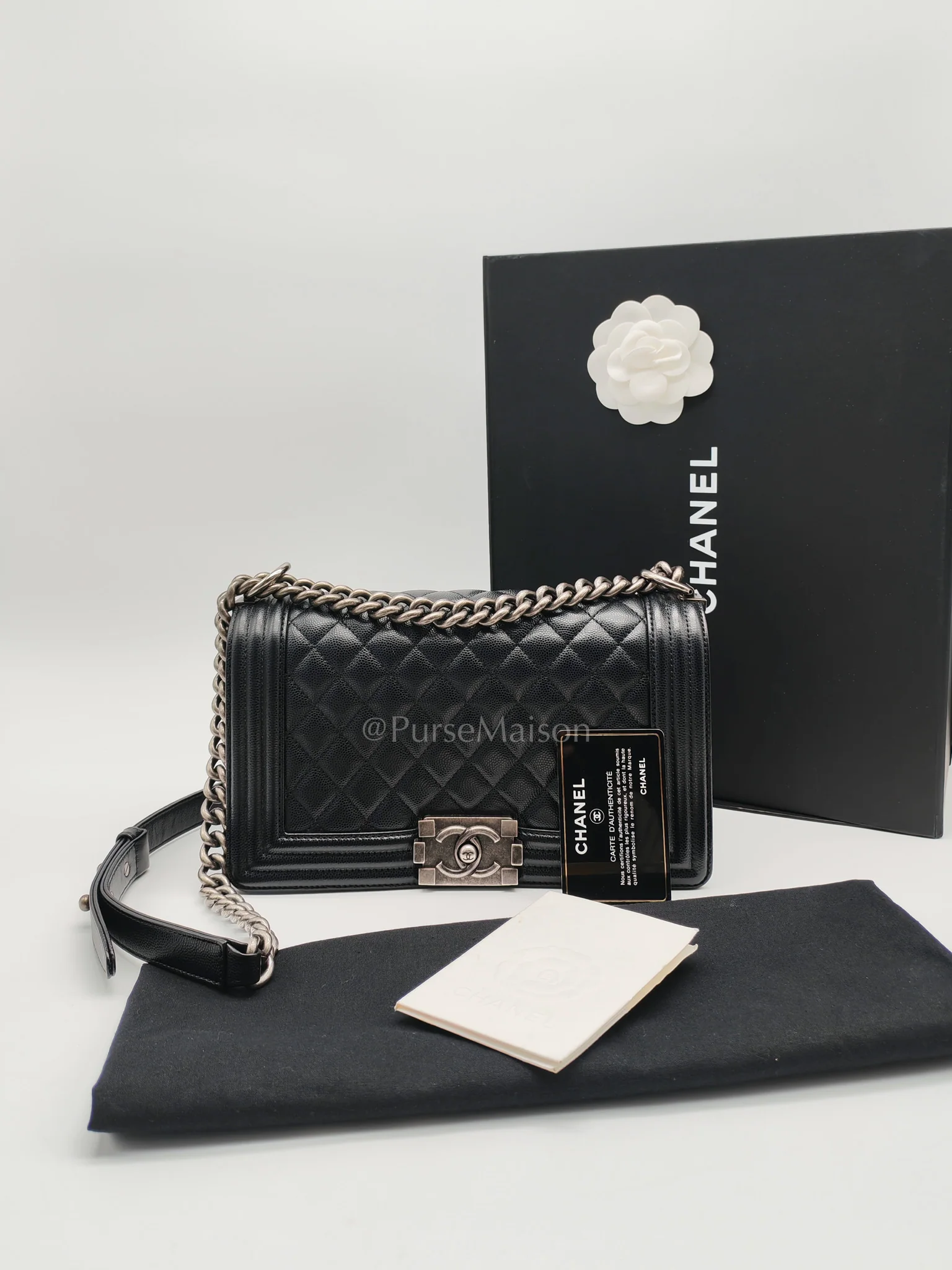 Chanel Boy Old Medium in Black Caviar Leather and Ruthenium Hardware Series 29 - Image 25