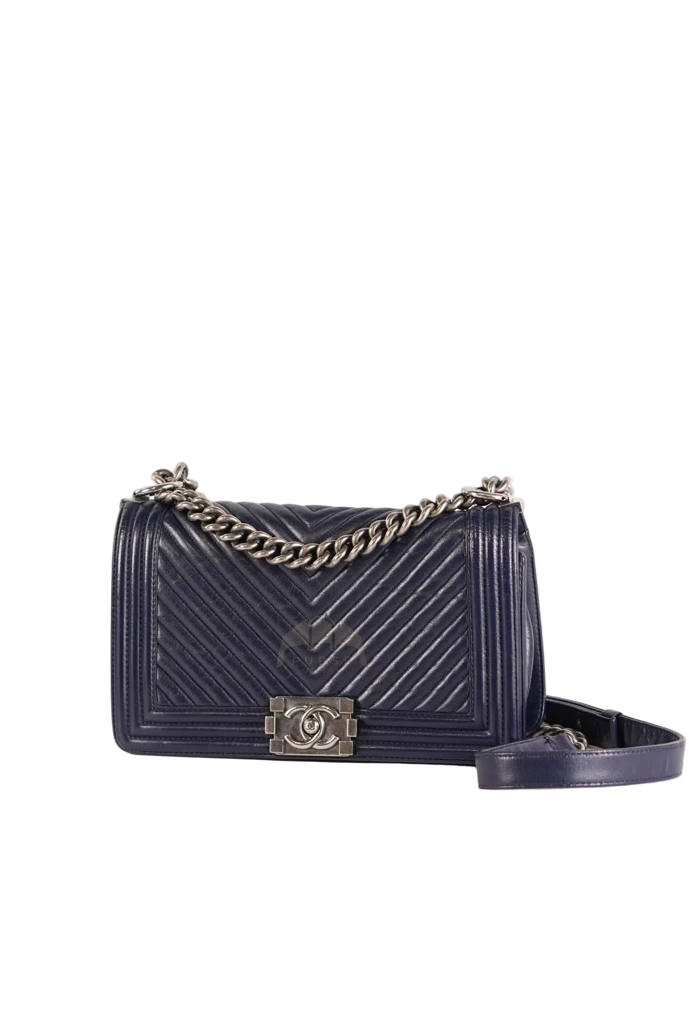 Chanel Boy Old Medium in Dark Blue Chevron Lambskin Leather Ruthenium Hardware (Series 20) - Image 3