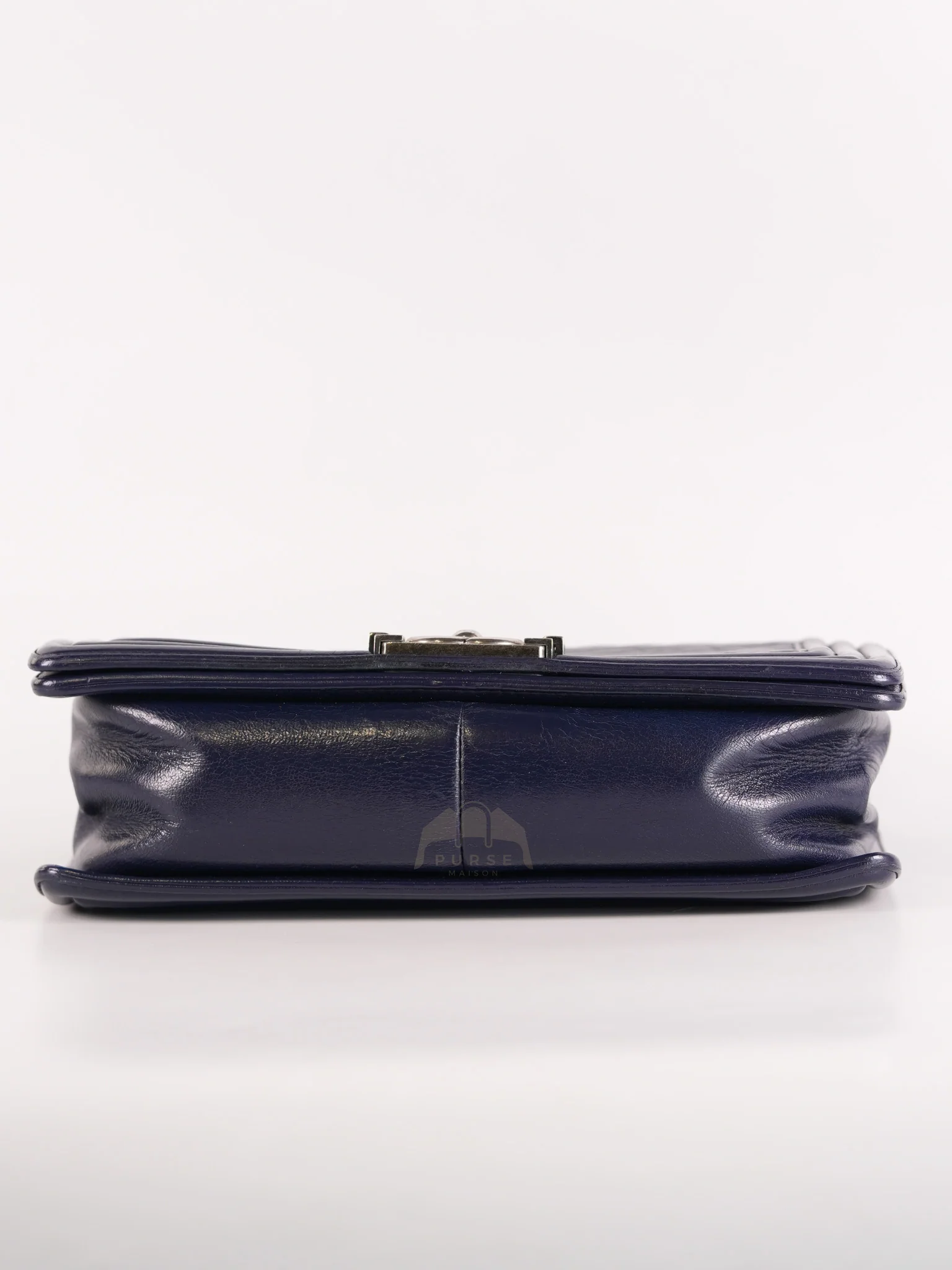 Chanel Boy Old Medium in Dark Blue Chevron Lambskin Leather Ruthenium Hardware (Series 20) - Image 7
