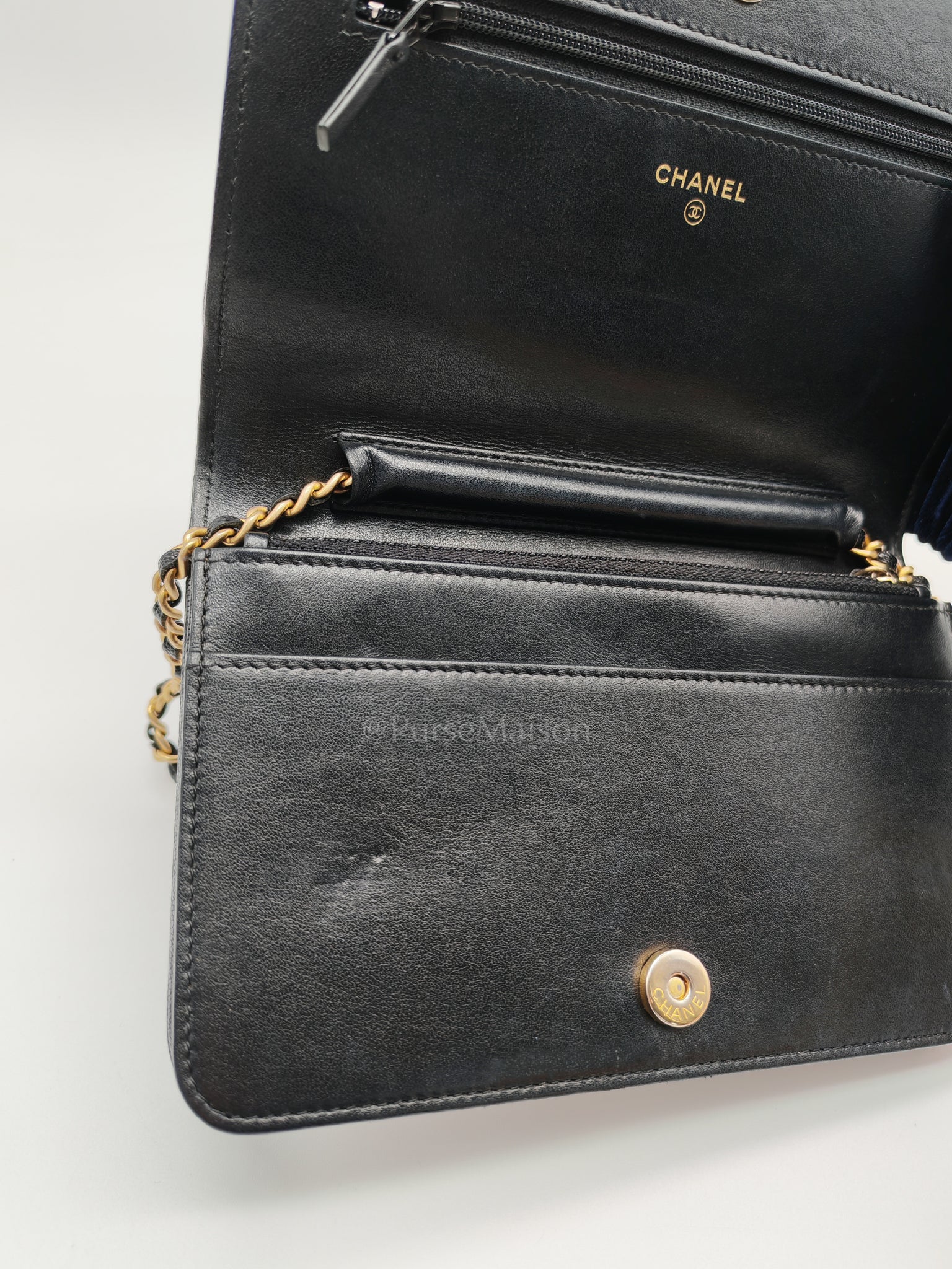 Chanel Boy Wallet On Chain (WOC) in Black Caviar Leather and Aged Gold Hardware Series 26 - Image 21