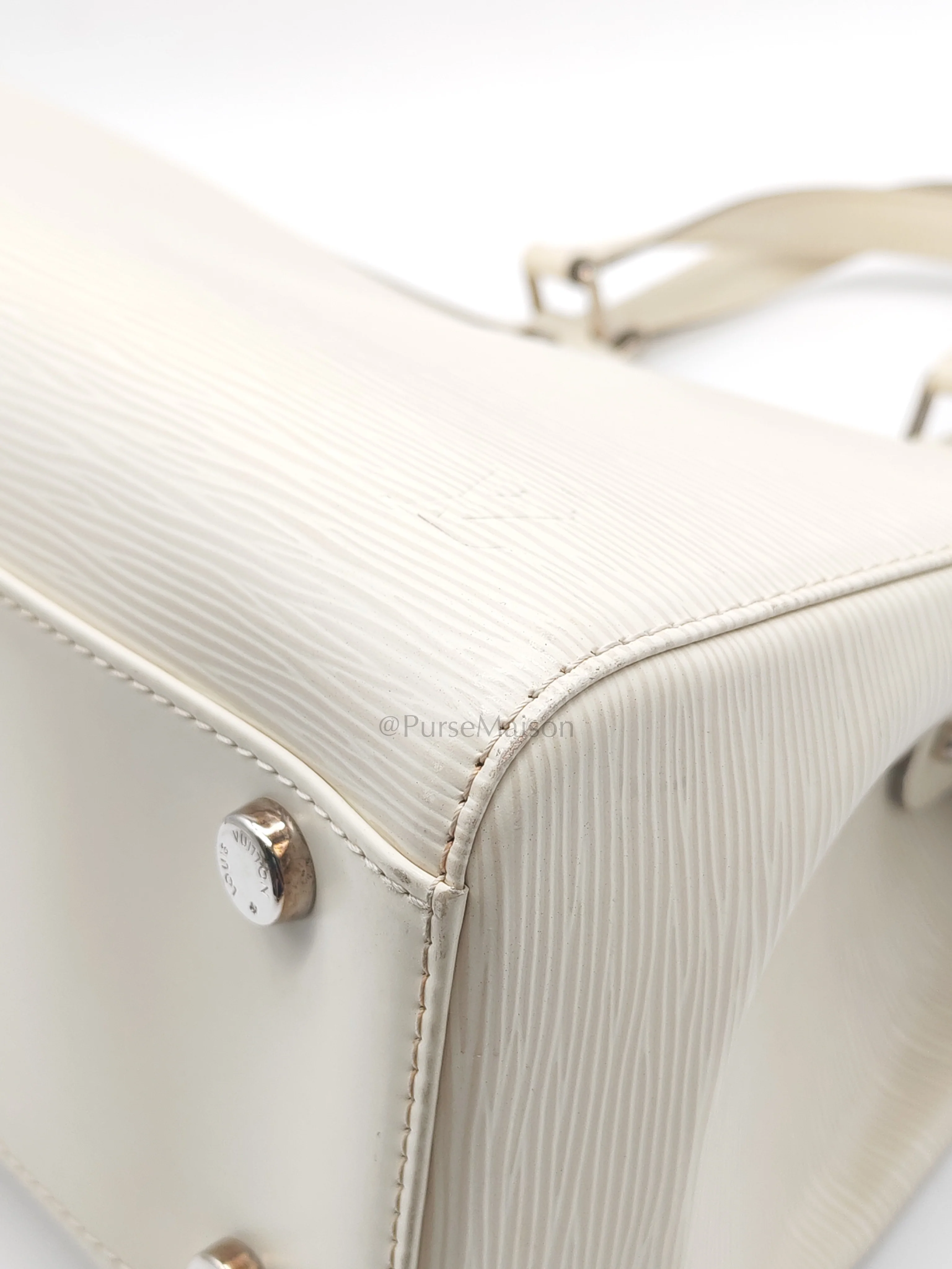 Louis Vuitton Brea GM in White Ivorie Epi Leather & Silver Hardware - Image 10