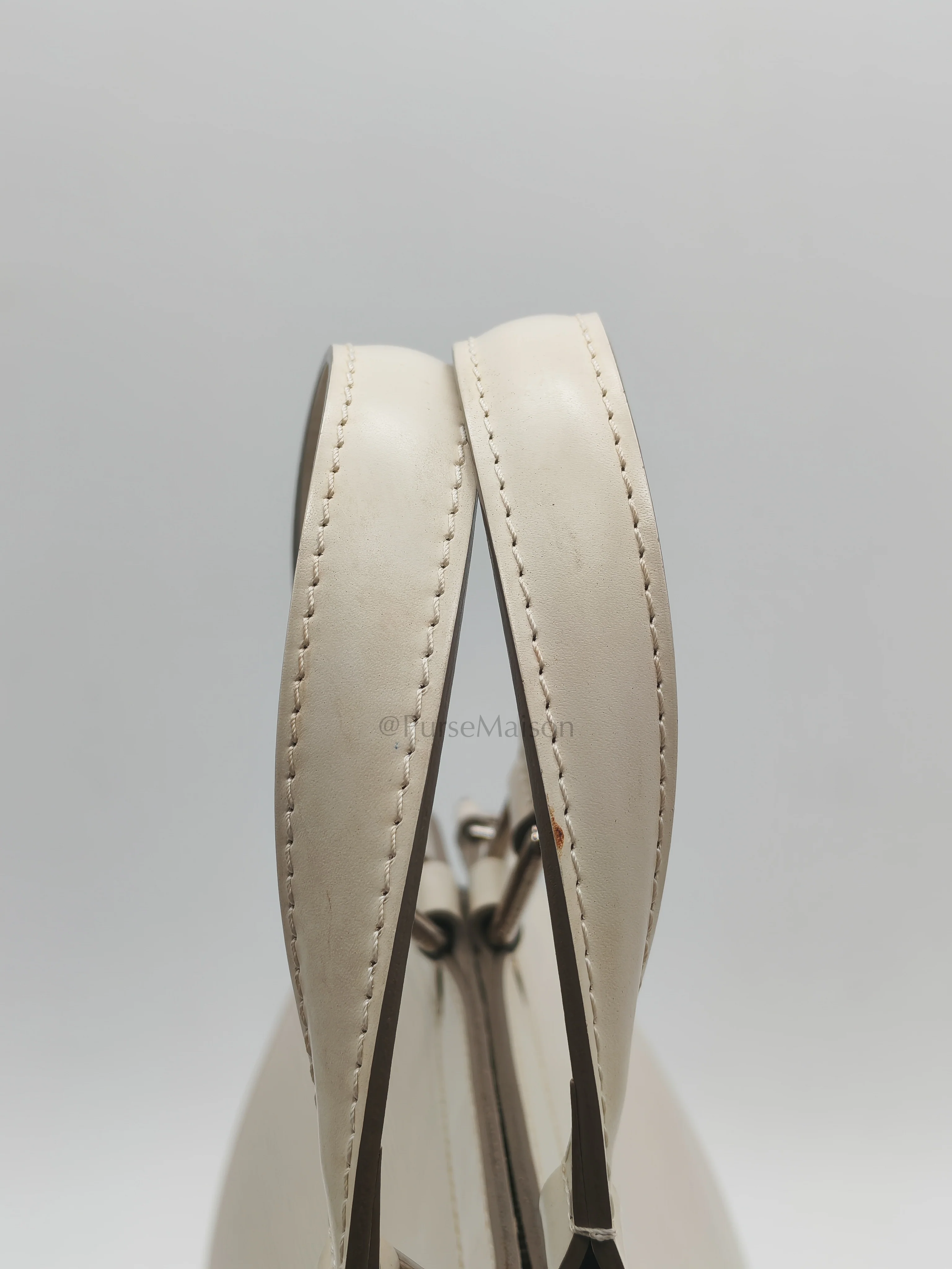 Louis Vuitton Brea GM in White Ivorie Epi Leather & Silver Hardware - Image 16
