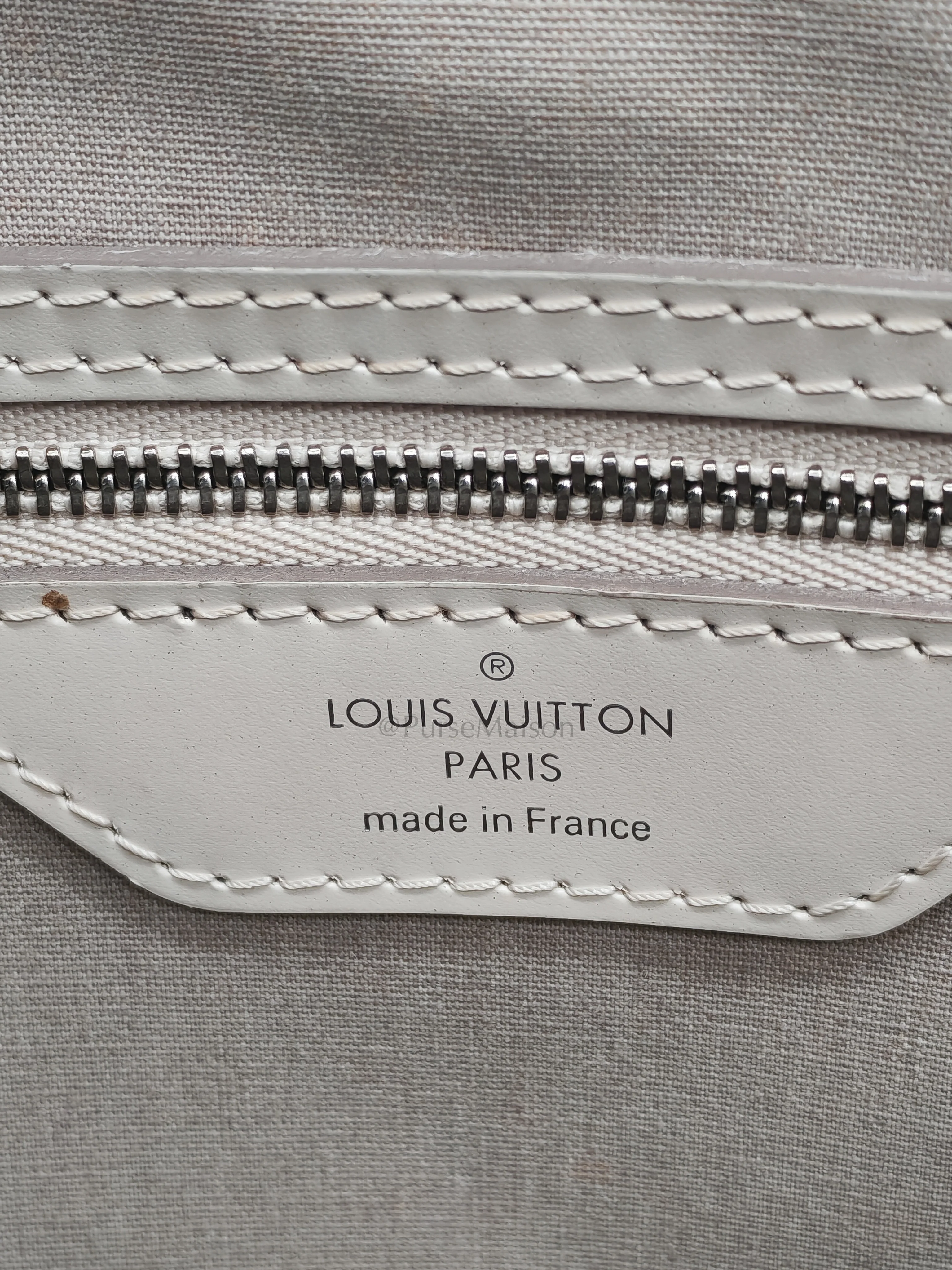 Louis Vuitton Brea GM in White Ivorie Epi Leather & Silver Hardware - Image 31