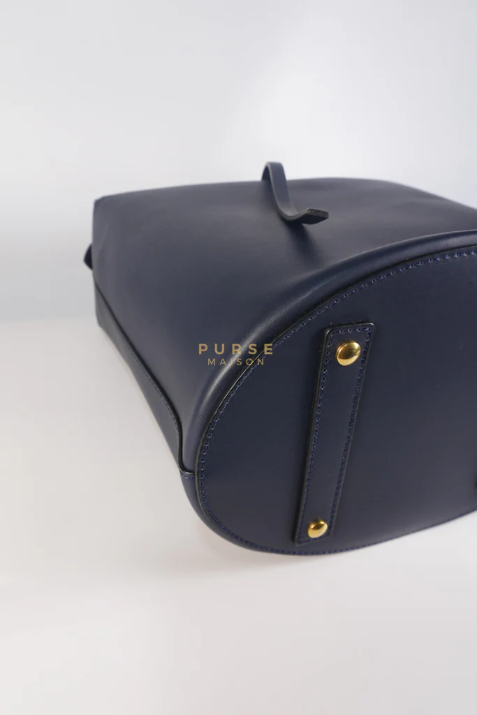Burberry Bucket Bag Large in Navy Blue Leather - Image 6