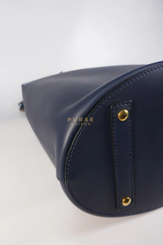 Burberry Bucket Bag Large in Navy Blue Leather - Image 8