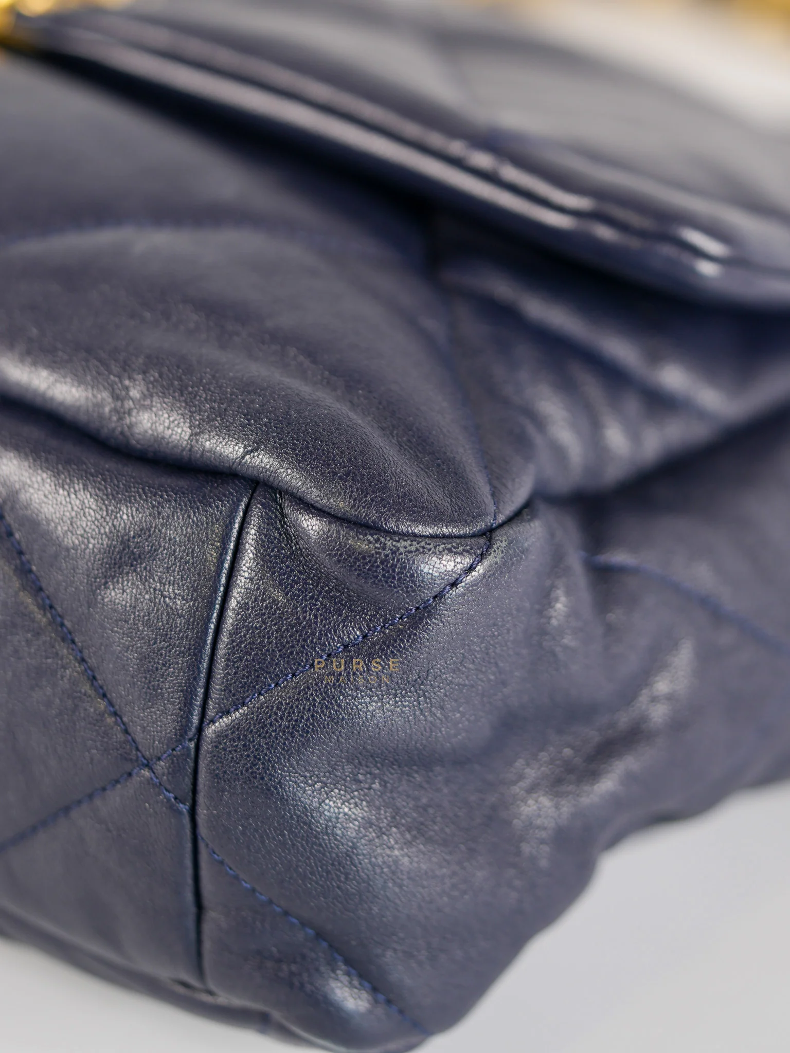 Chanel 19 Medium in Navy Blue Lambskin Leather & Mixed Hardware (Series 29) - Image 8