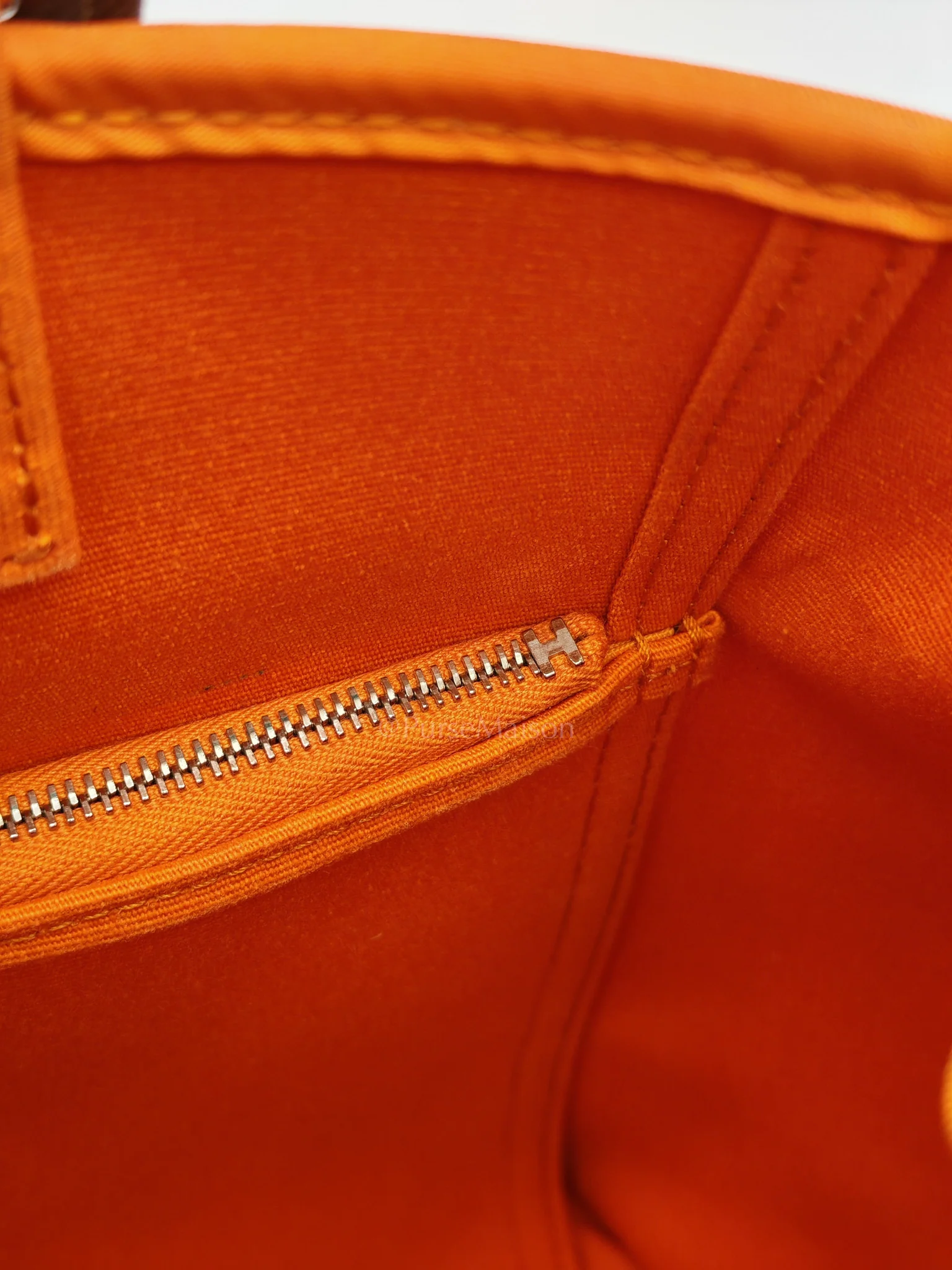 Hermes Cabag 32 Tote Bag in Orange Elan & Palladium Hardware Stamp Square P (2012) - Image 24