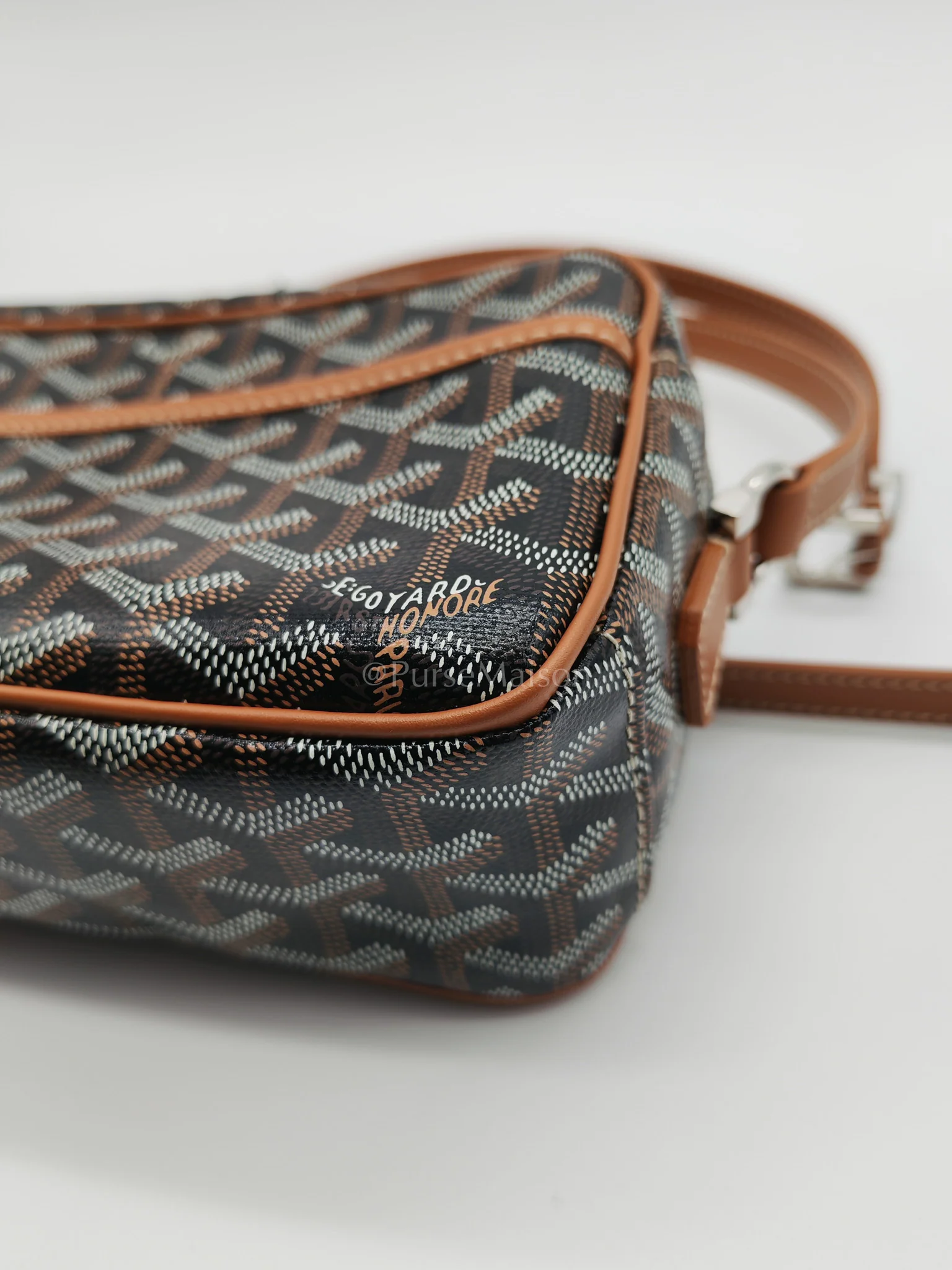 Goyard Cap Vert in Tan Goyardine Canvas Crossbody Bag - Image 9