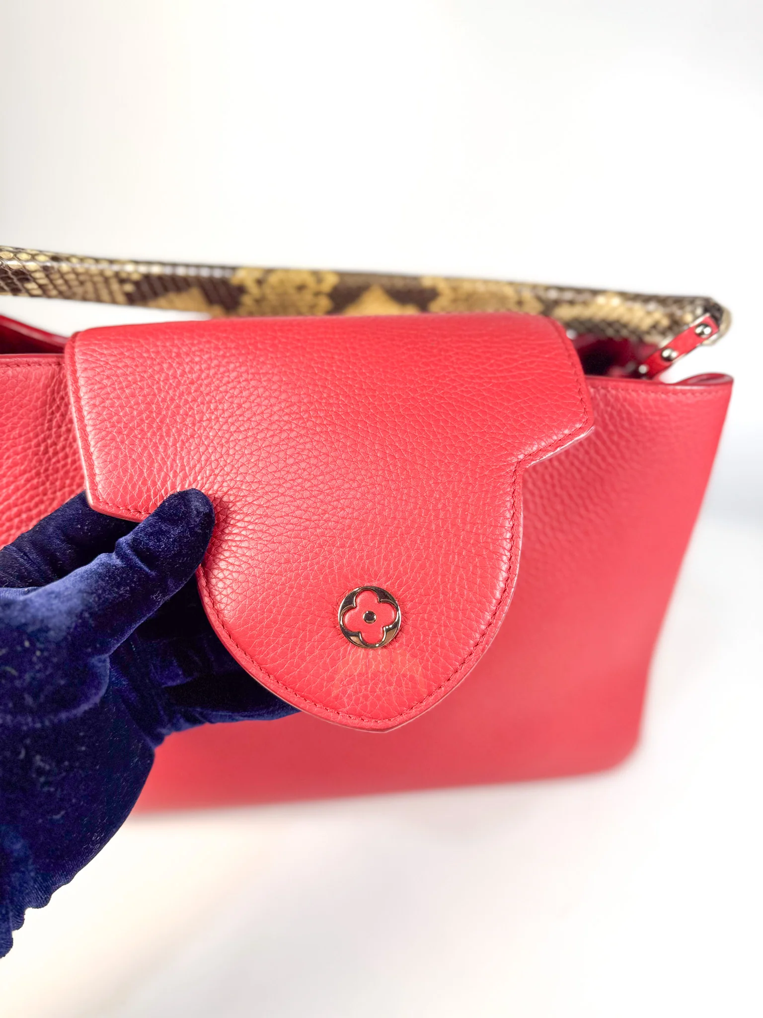 Louis Vuitton Capucines GM Red Python Handle Taurillon Clemence Leather Handbag (Date Code: MI1185) - Image 22